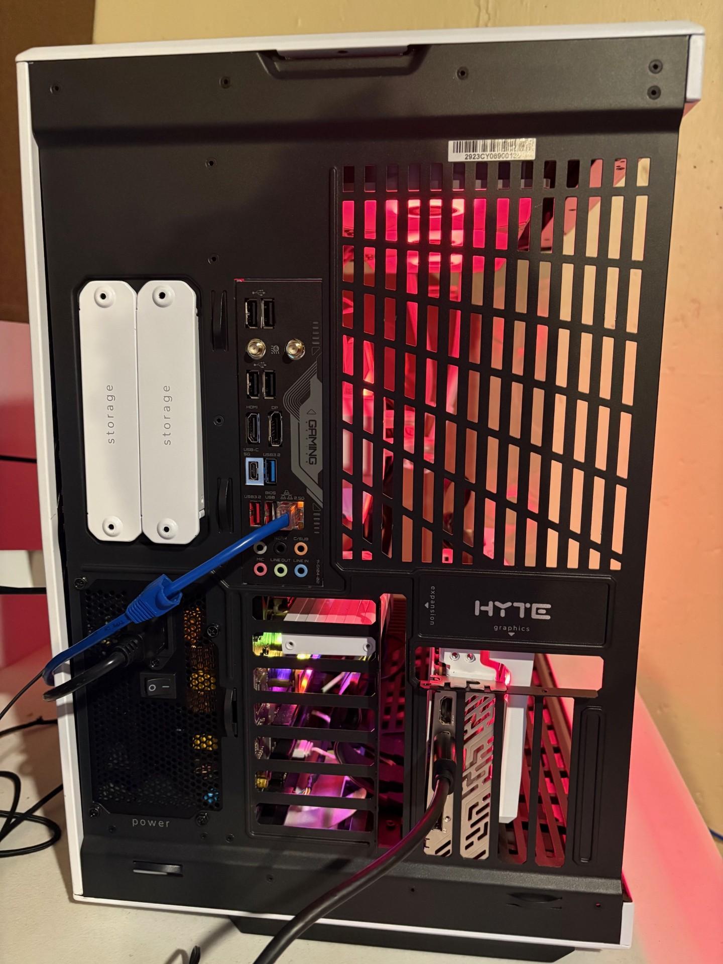 HIGH PERFORMANCE GAMING PC 7900 GRE 12700KF