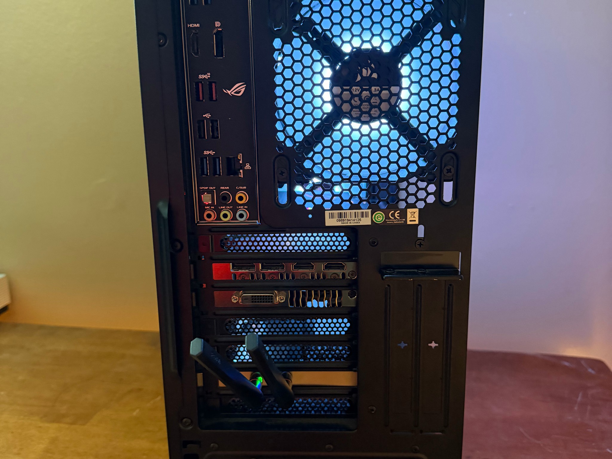 Gaming PC – Ryzen 7 2700X | ASUS ROG Strix GTX 1070 | 32GB RAM | Wi-Fi 6 | Windows 11 Home