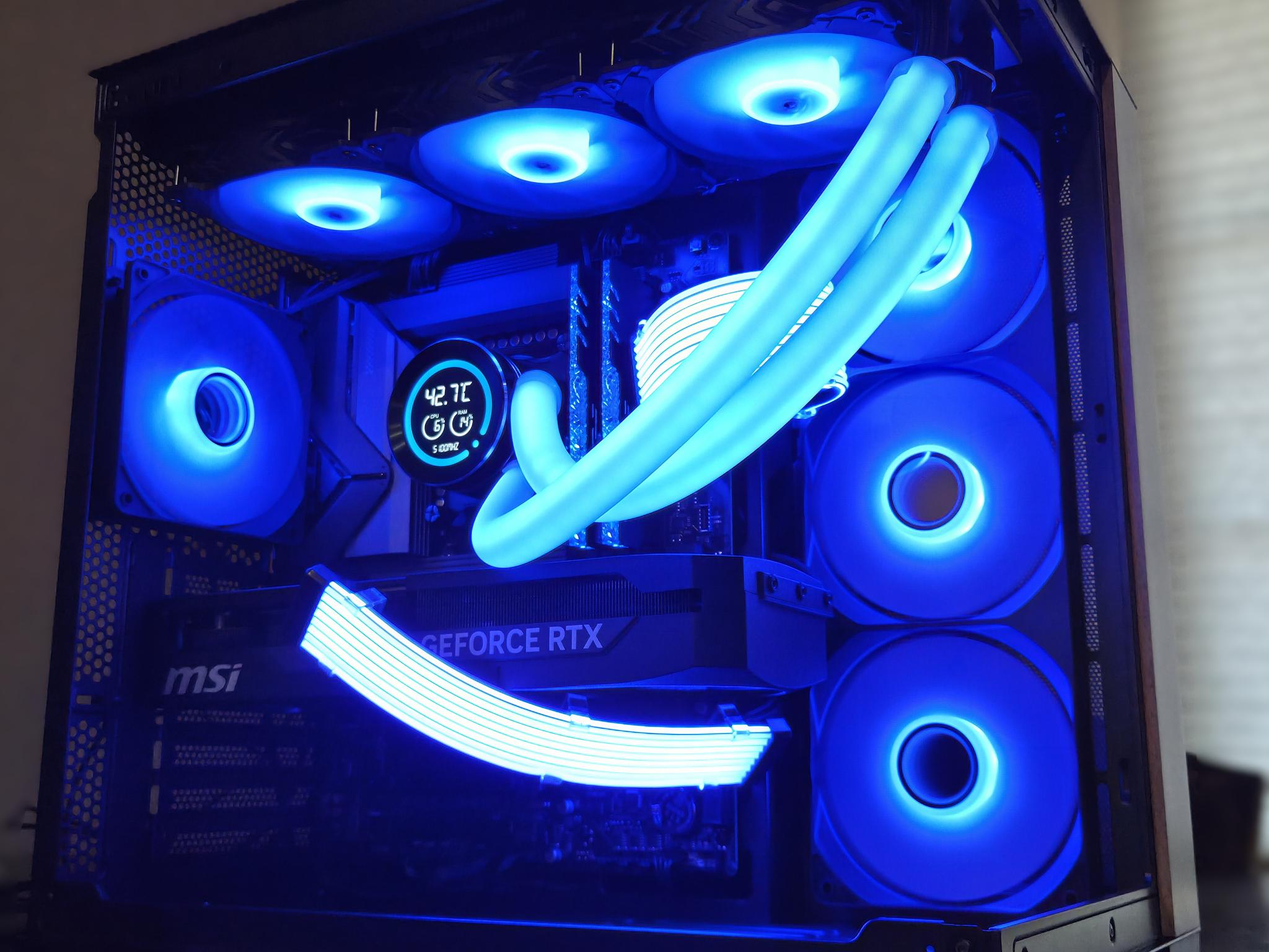 Onyxia!🐉 265F|5070|DDR5-32GB|1TB|Temp Display