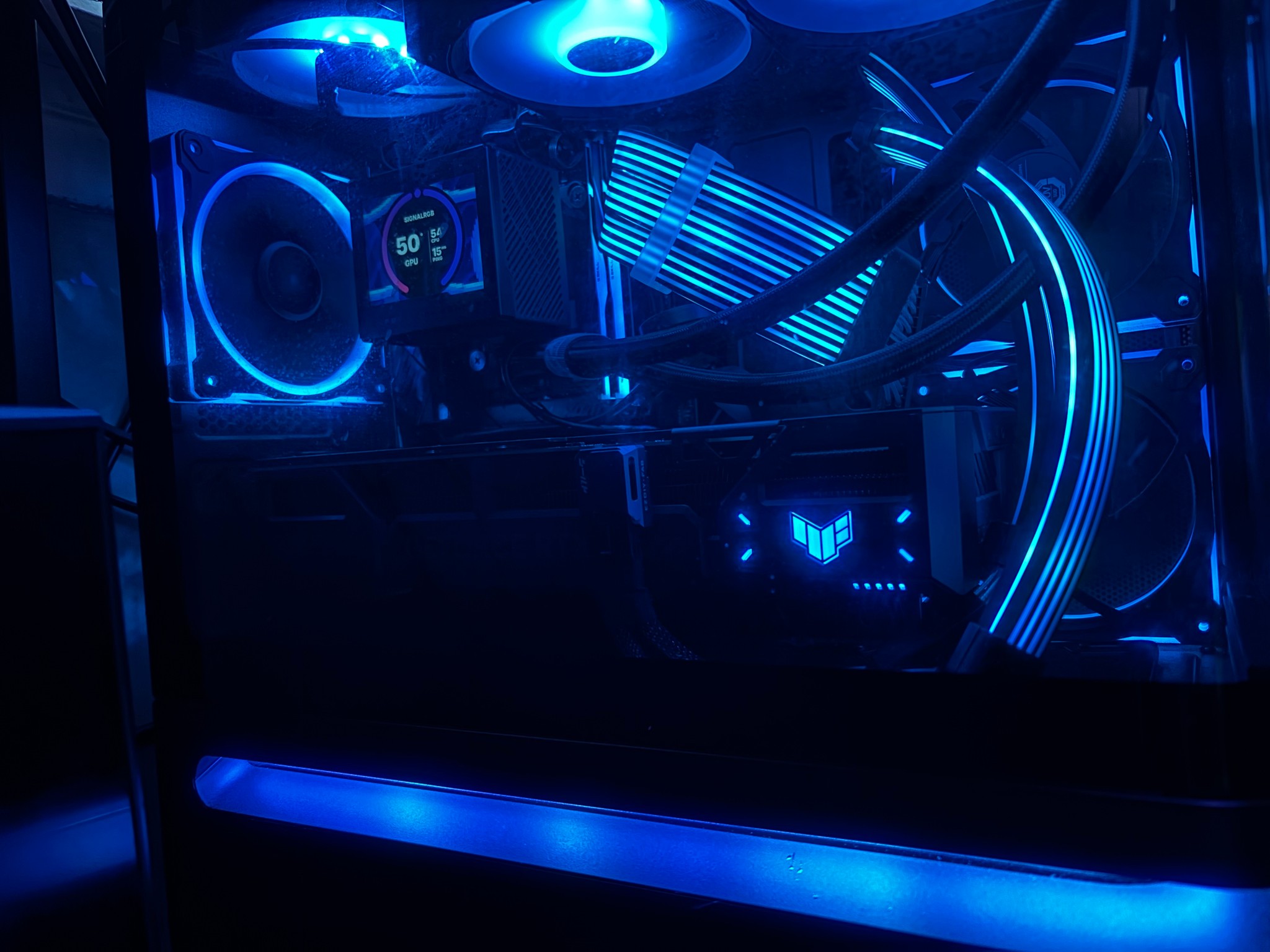 AMD Ryzen 5 9600X l GeForce RTX 5070 12gb l G.Skill Trident Z5 Neo 32GB DDR5 l 2 TB storage