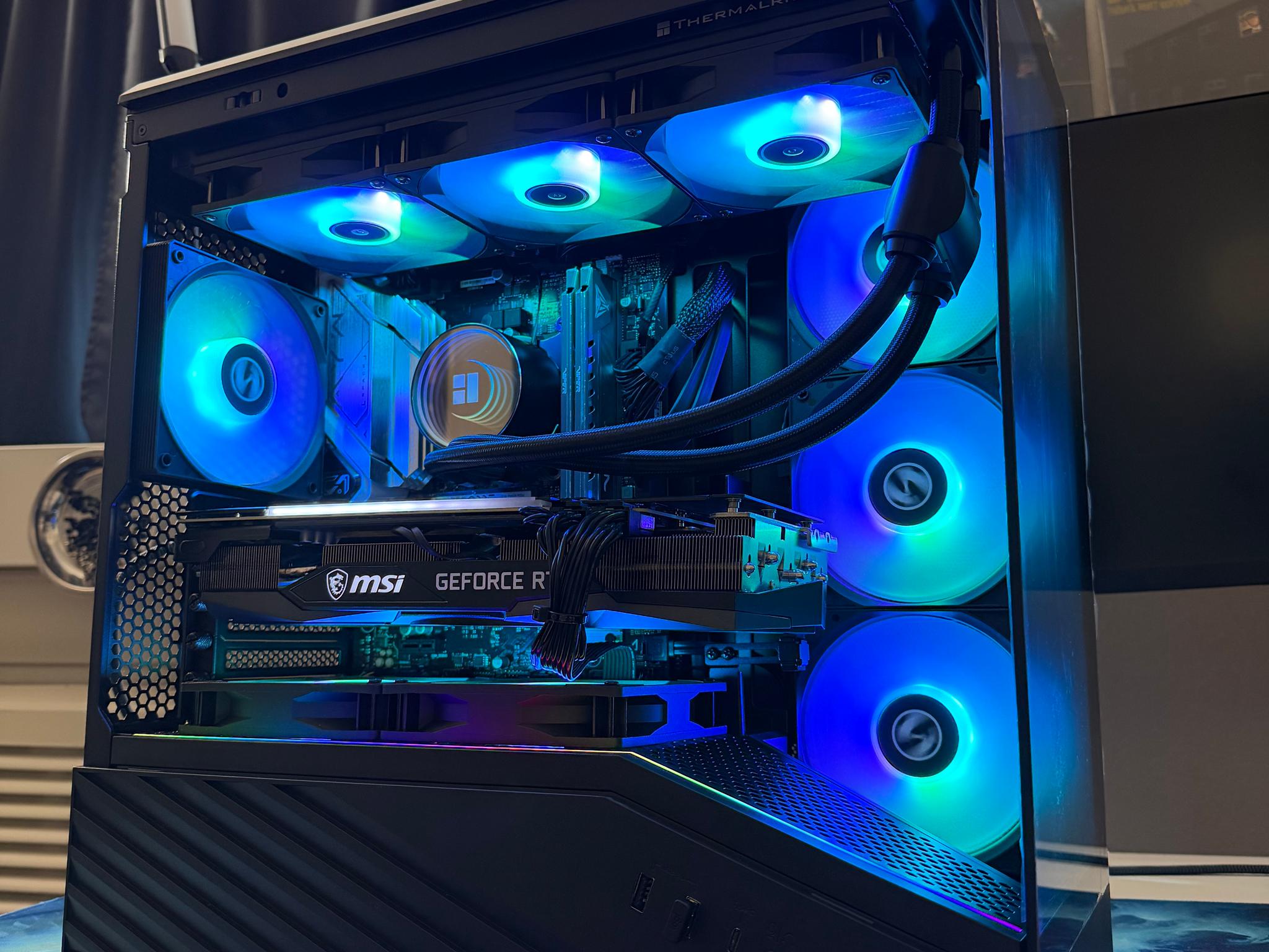Price to Performance Intel Build! - 12700K | 3070 Ti | 32GB DDR4 | 500GB SSD + 2TB HDD