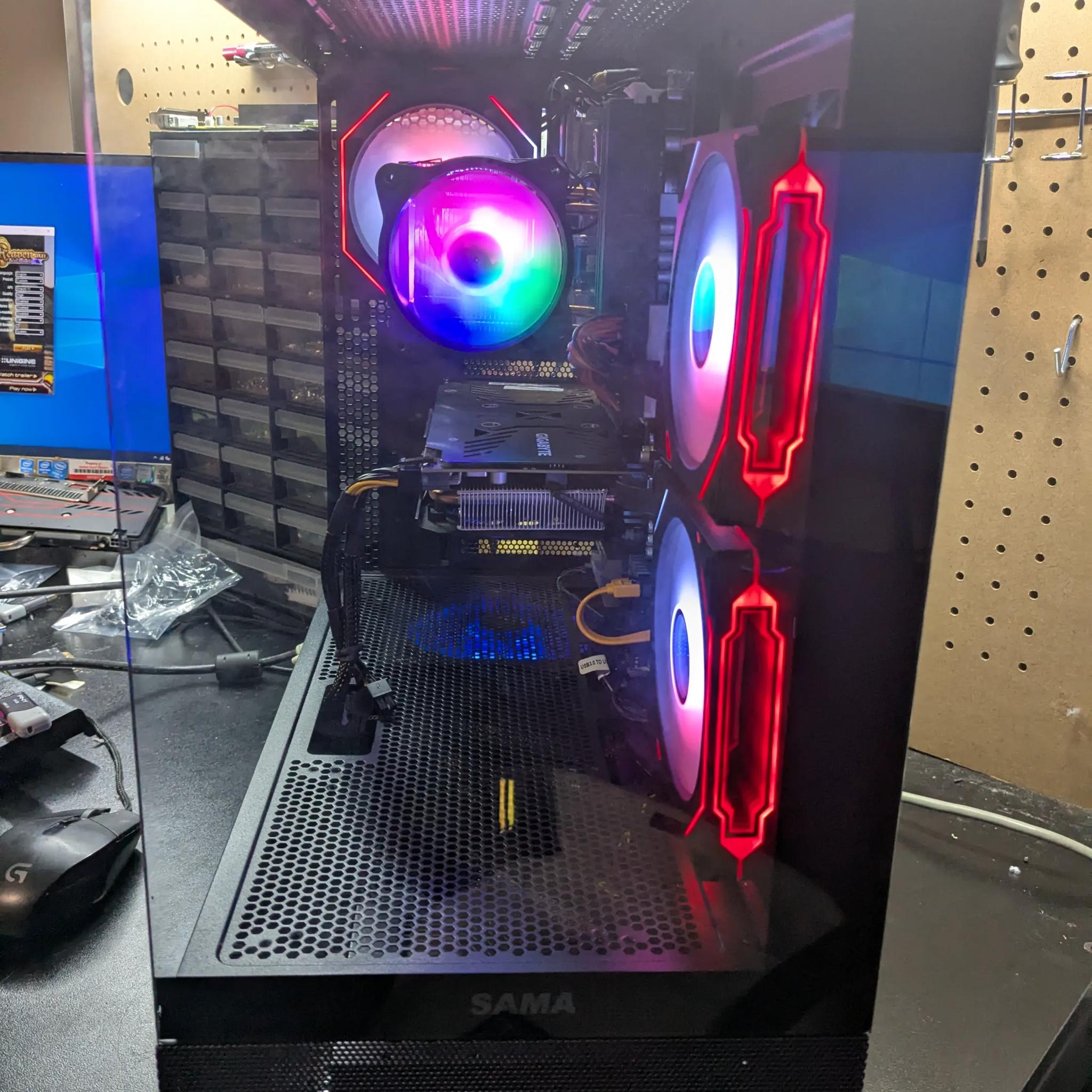 90 FPS Fortnite | Scratch and Dent | i5-4570S , 16GB RAM, 480GB SSD, R9 380X 4GB, RGB, Wifi