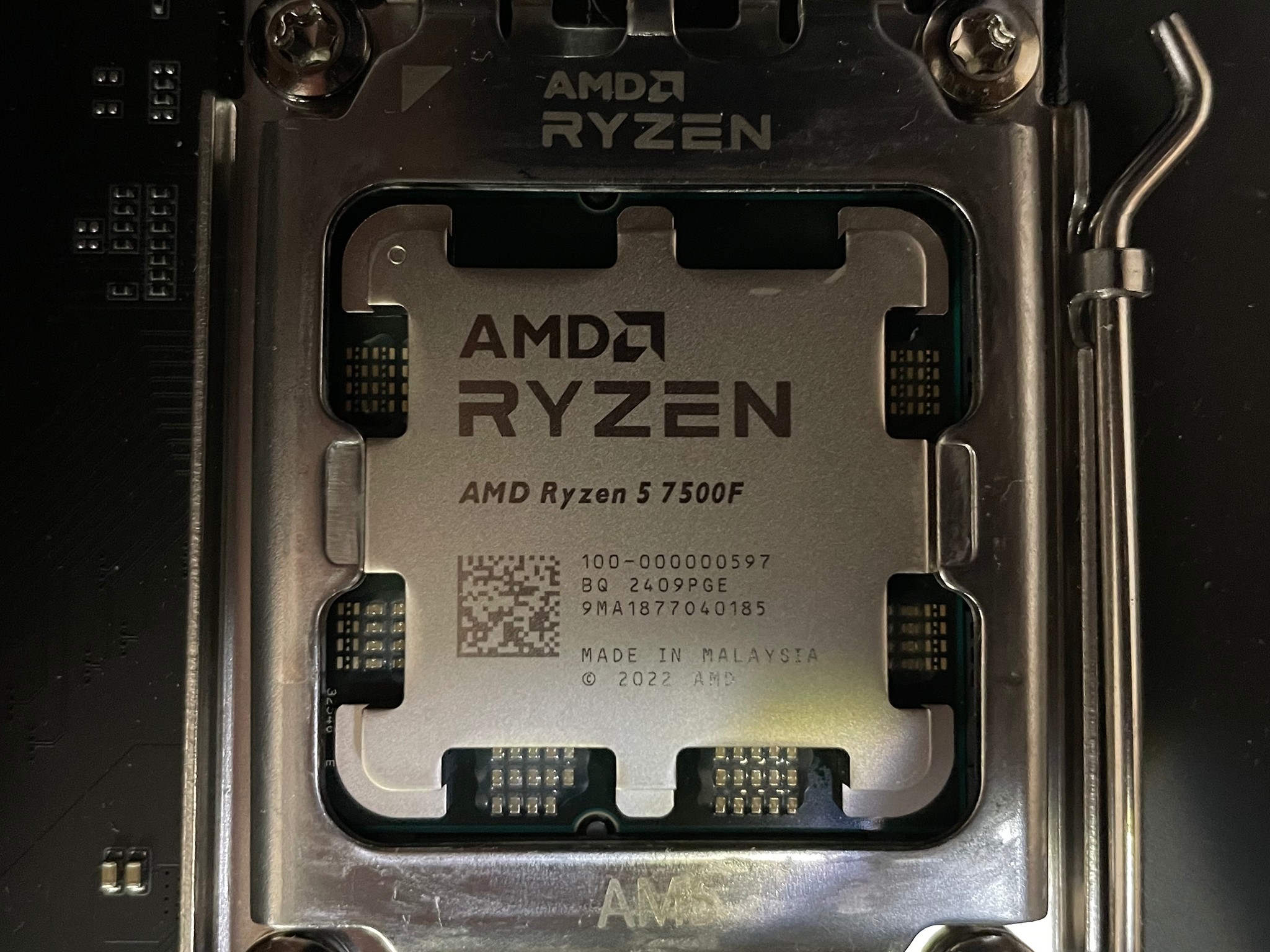 AMD Ryzen 5 7500F