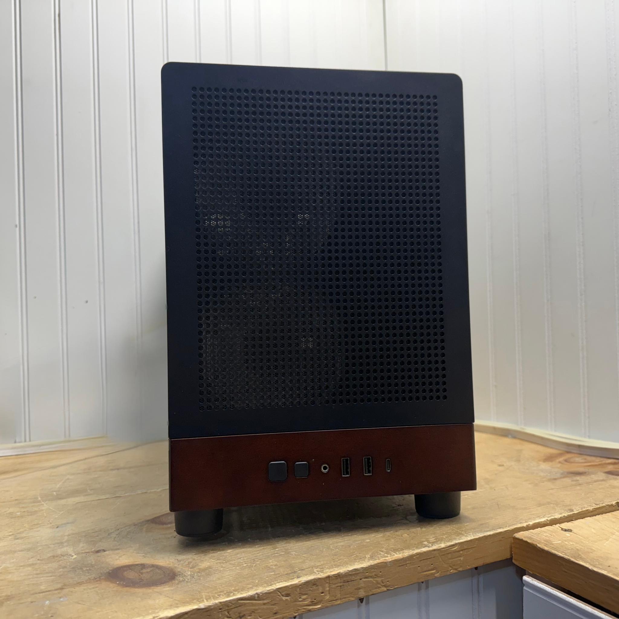 BLACK THUNDER V2 9070XT/ 7700/5TB storage/32G DDR5/850W B+ PSU/B650 shipping included for lower 48