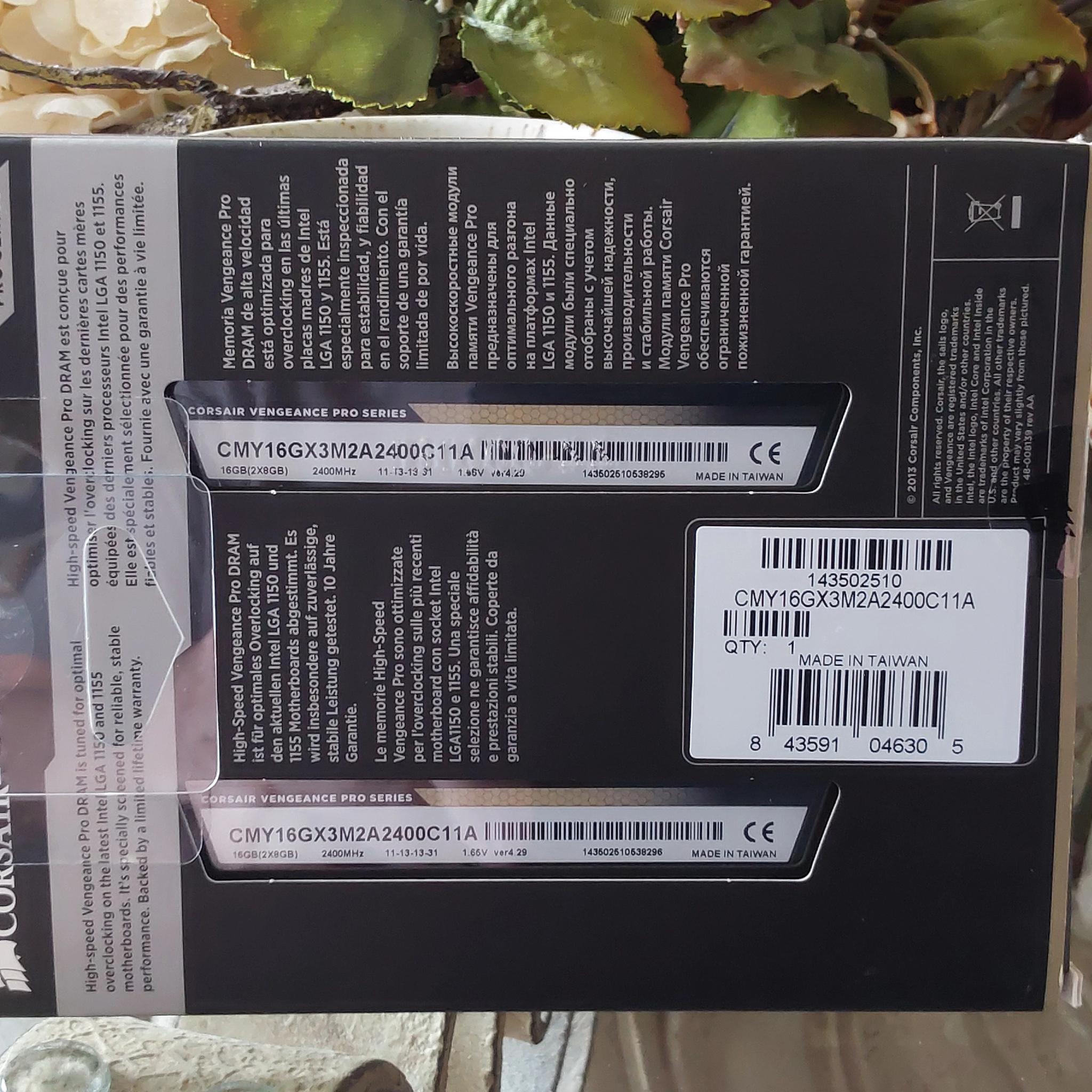 Corsair Vengeance Pro Series 16GB (8 x 2) DDR3-2400MHz (PC3 19200) DRAM