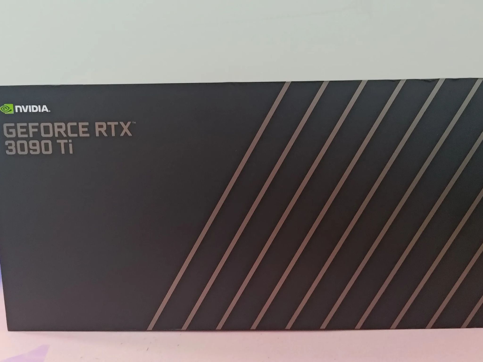 Nvidia RTX 3090Ti Founder's Edition **Missing 12VHPWR adapter**