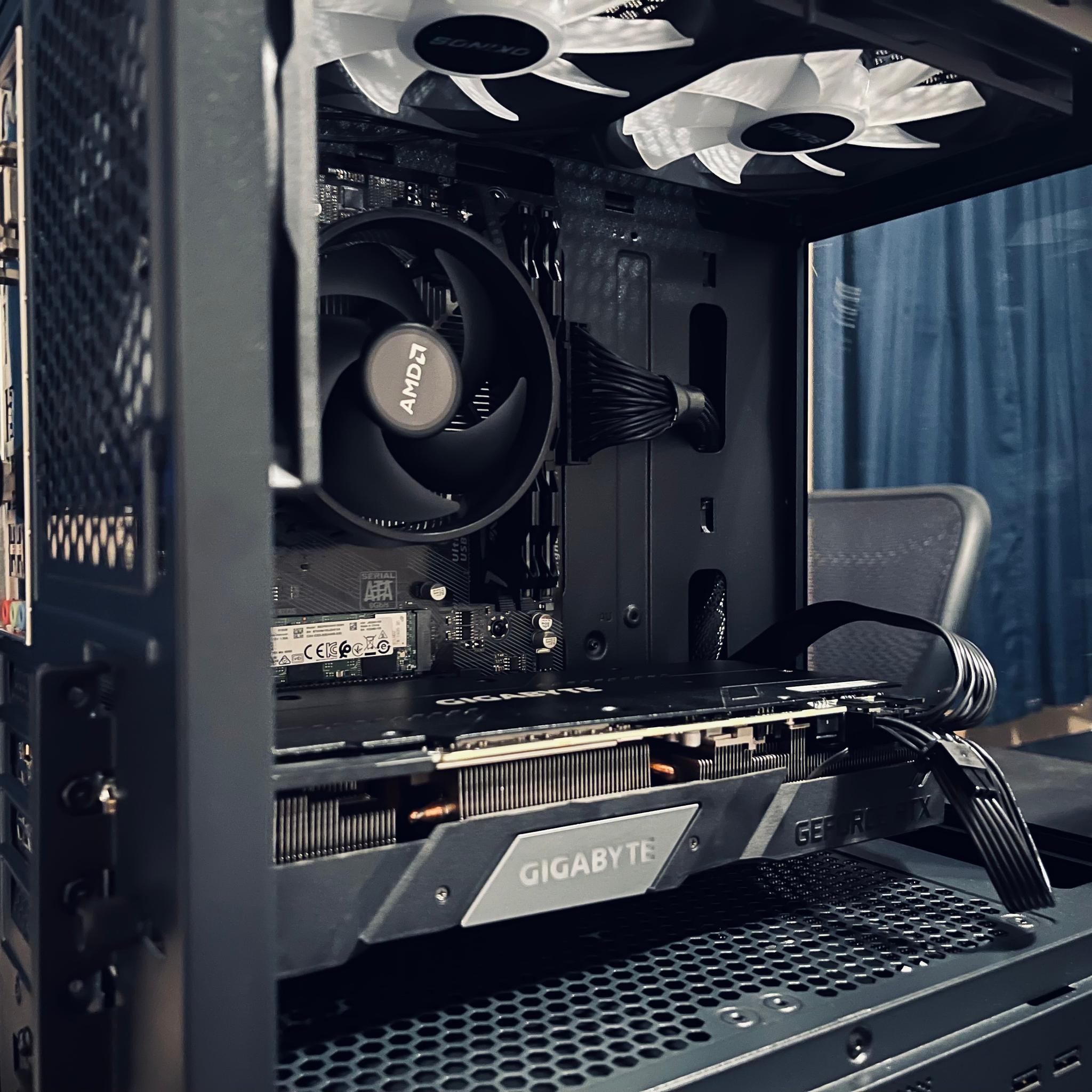 ESports Gaming PC |RTX 2070 Super // Ryzen 5 2600 // 16GB DDR4|