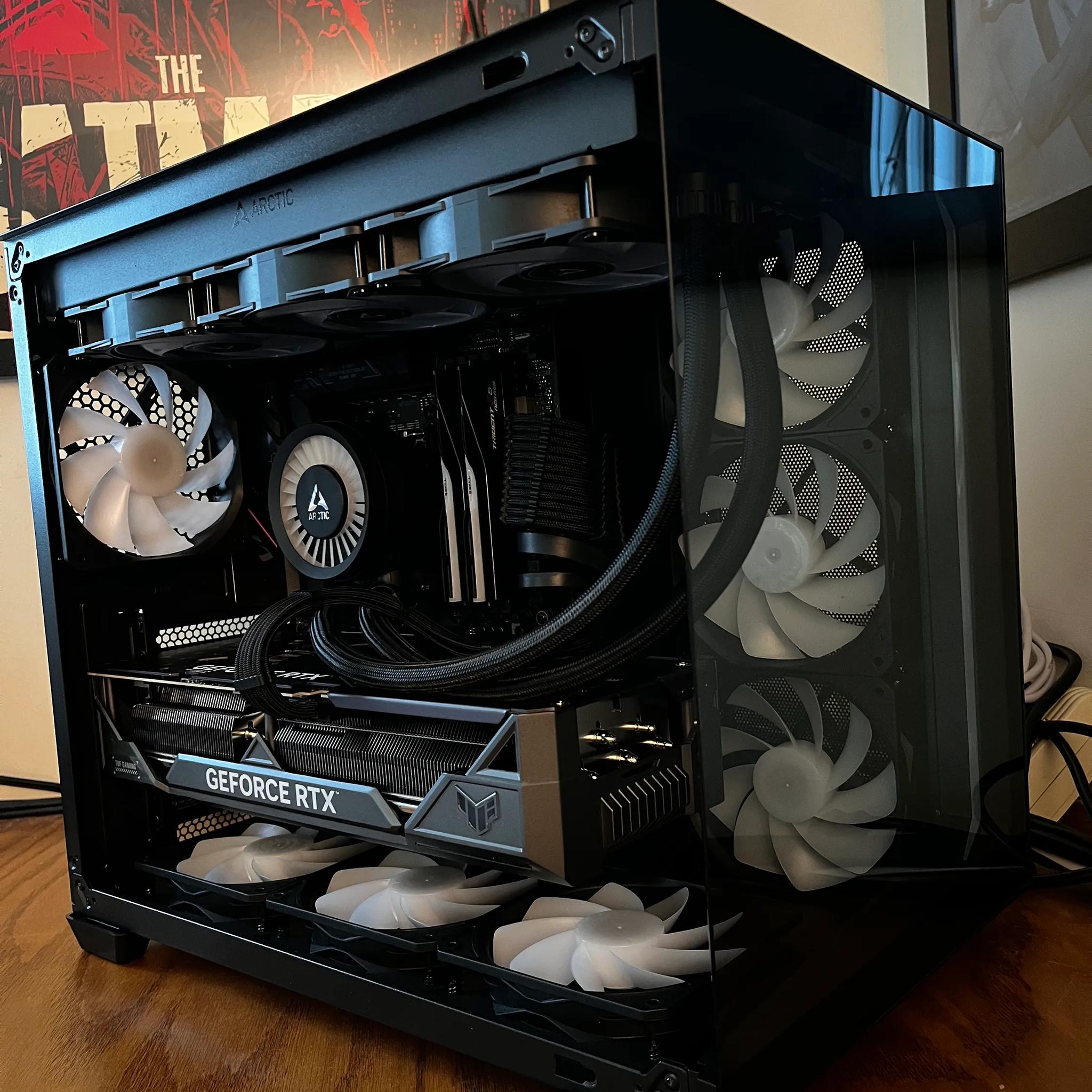 Dark Energy - RTX 4080 OC | Ryzen 7 7800X3d | 32GB DDR5 @6400MT/s | 4TB NVME | 1000W Platinum