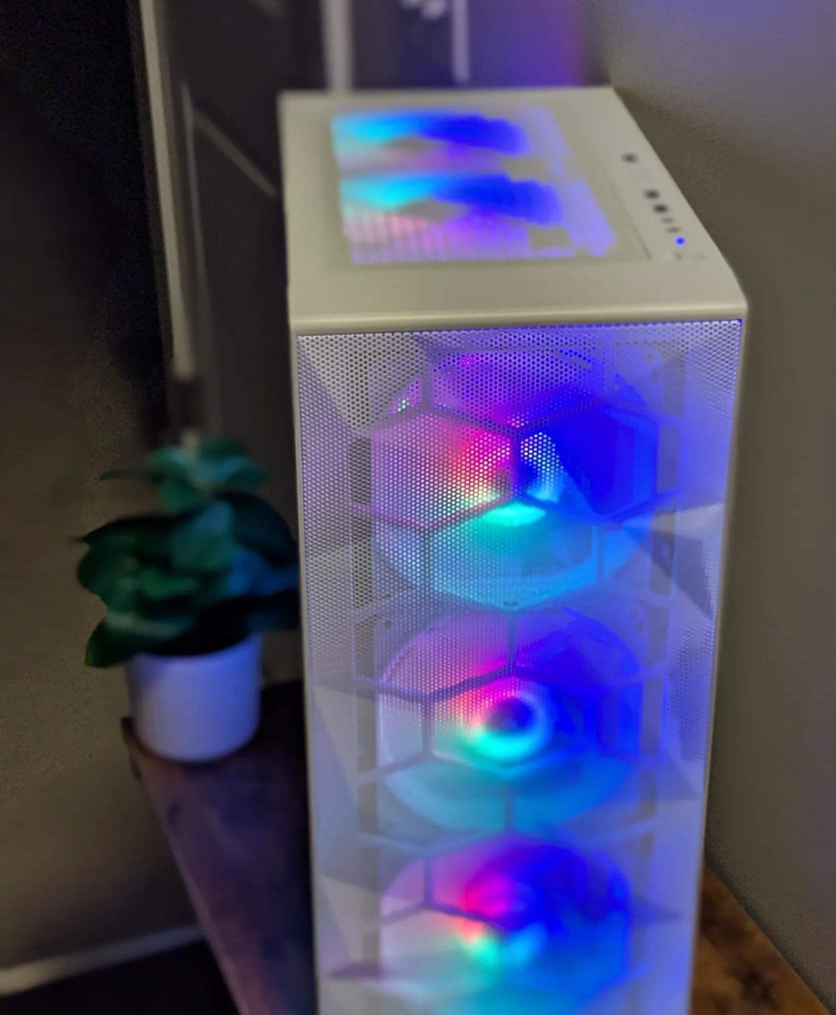 ❄️ Frost | AMD Ryzen 5 3500x - AMD Radeon RX 580 Gaming PC
