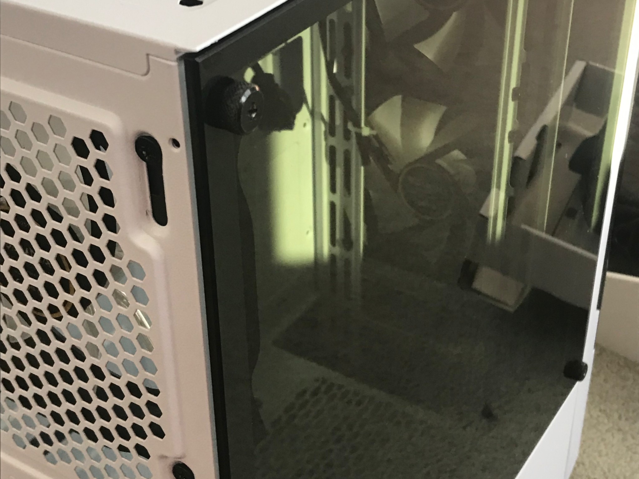 !! Gamdias Talos e3 White - Glass panels, mid-tower, GREAT CONDITION!!