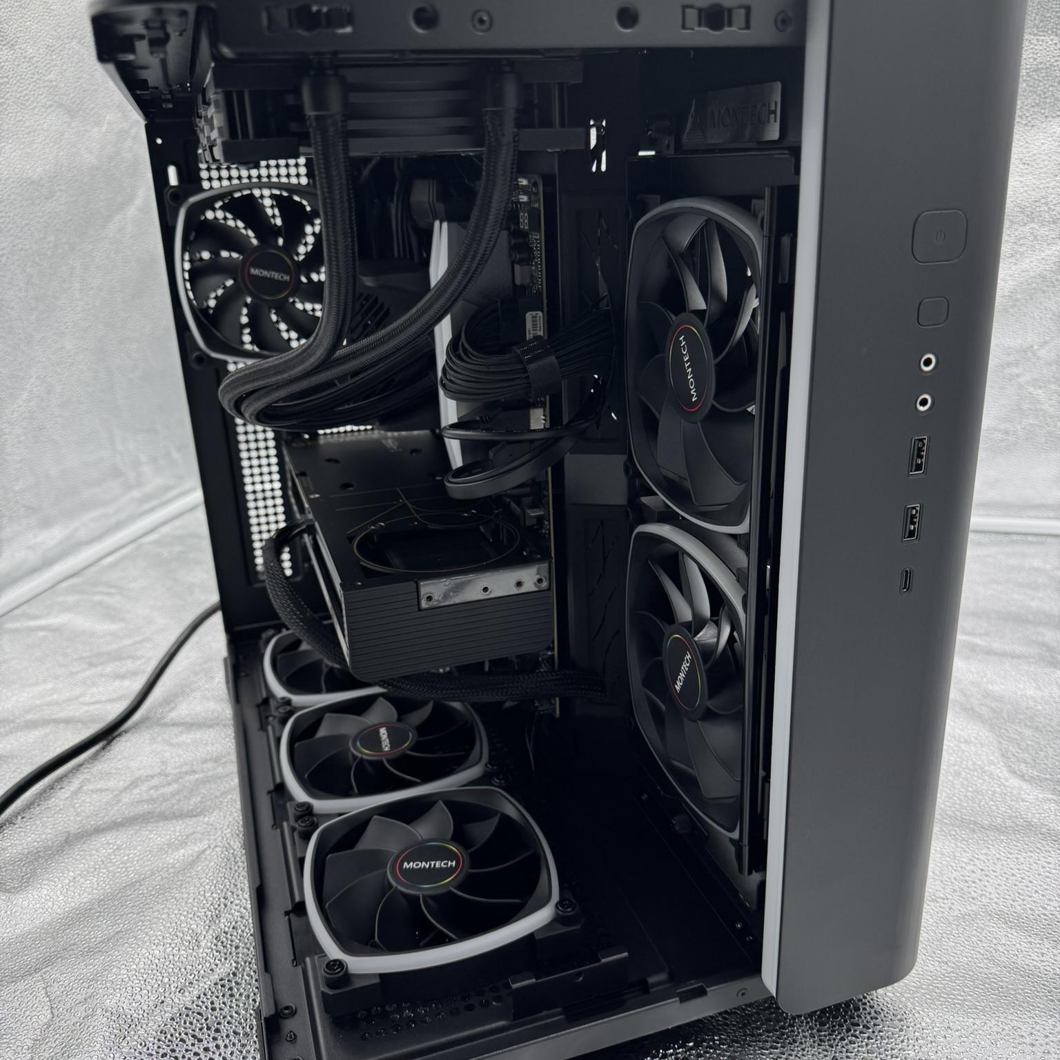 RTX 4070 SUPER | Ryzen 7800X3D | 2TB NVME | WIFI