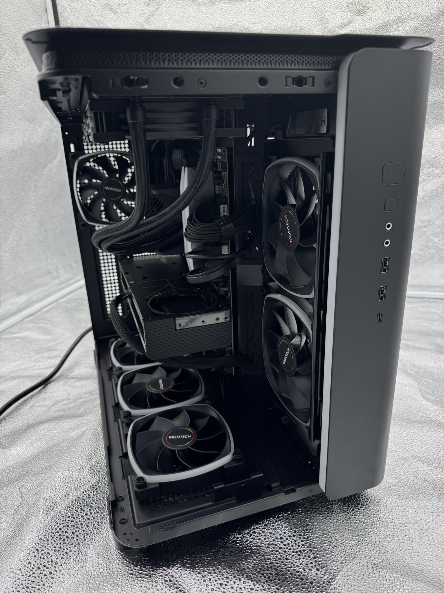 RTX 4070 SUPER | Ryzen 7800X3D | 2TB NVME | WIFI