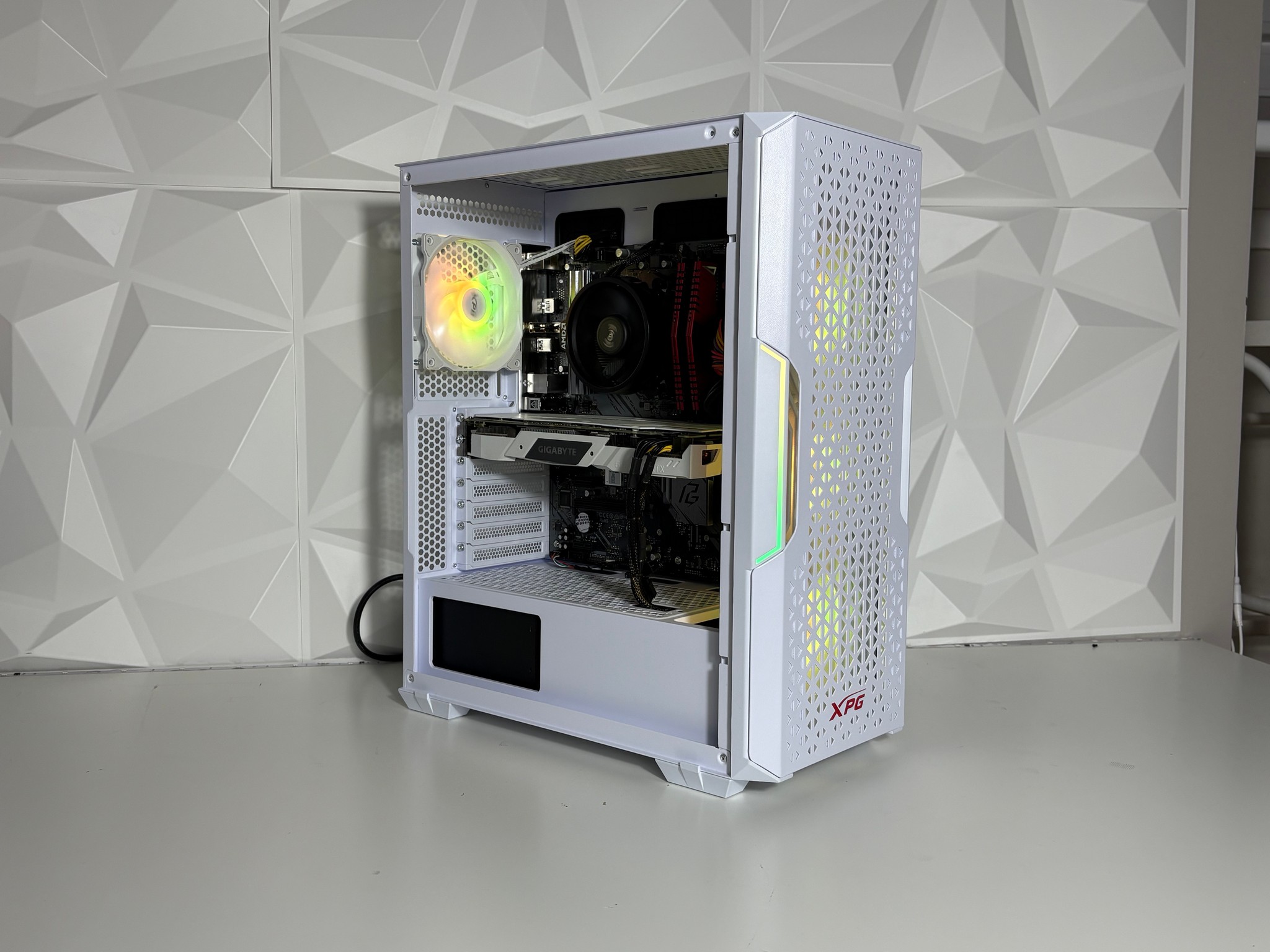 Glacier Valley (V3) Gaming PC - AMD Ryzen 5 3500, RTX 2060, 16GB DDR4, 960GB SSD