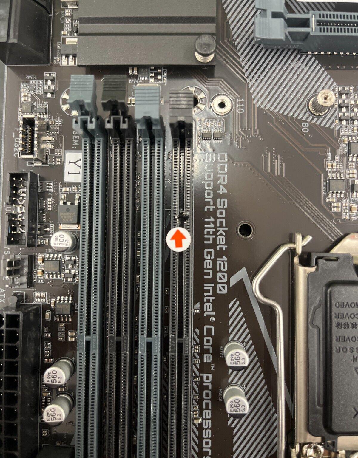 READ Gigabyte Intel B560 DS3H AC Motherboard LGA 1200, SATA 6GB connecters, M.2