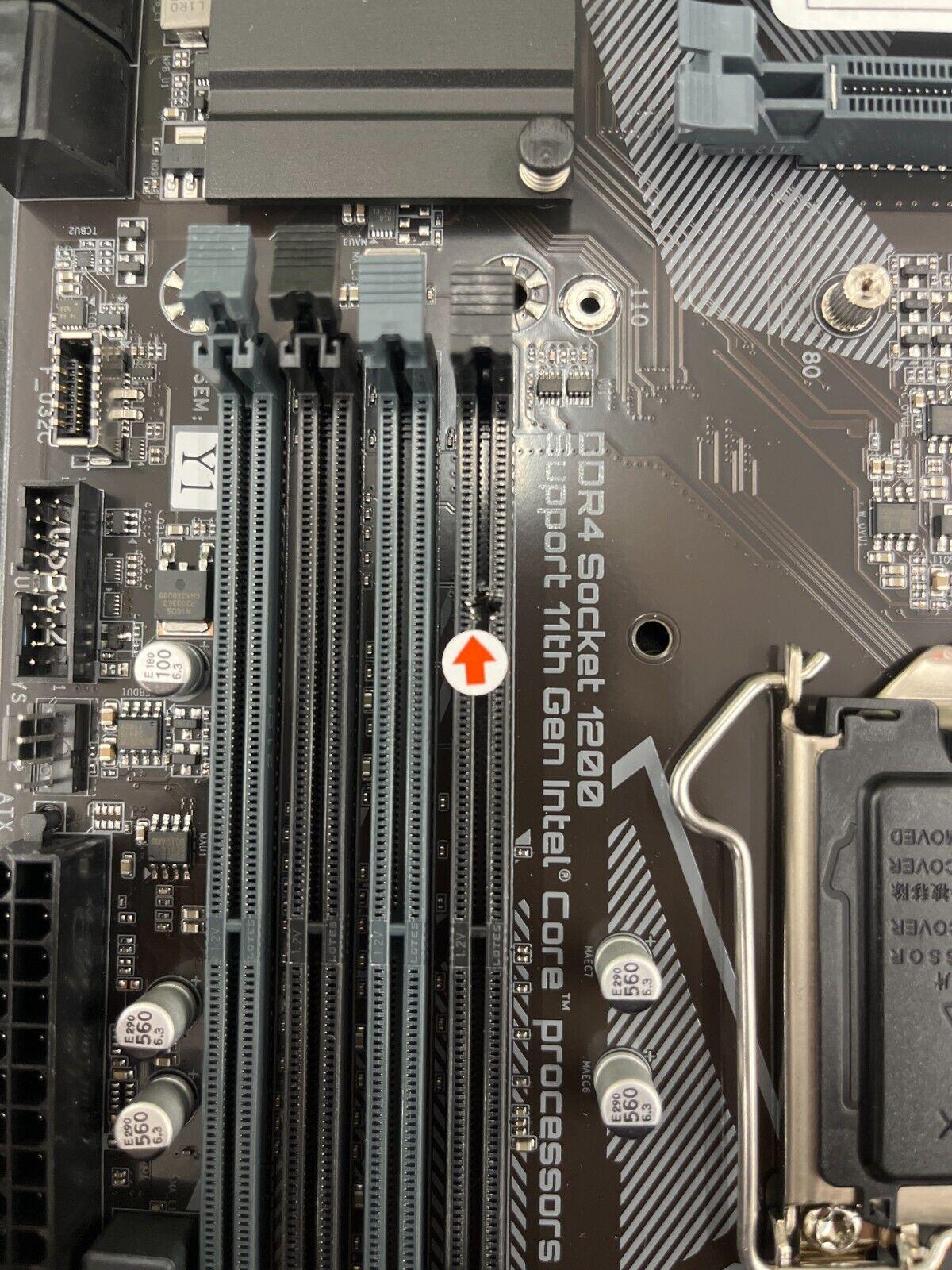 READ Gigabyte Intel B560 DS3H AC Motherboard LGA 1200, SATA 6GB connecters, M.2