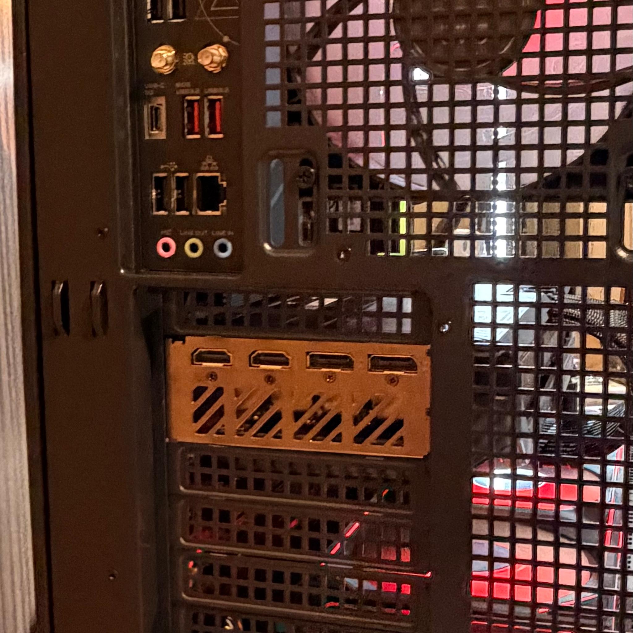 9070 XT 16GB | RYZEN 7 7700 | 1TB SSD | 750w | 360mm AIO