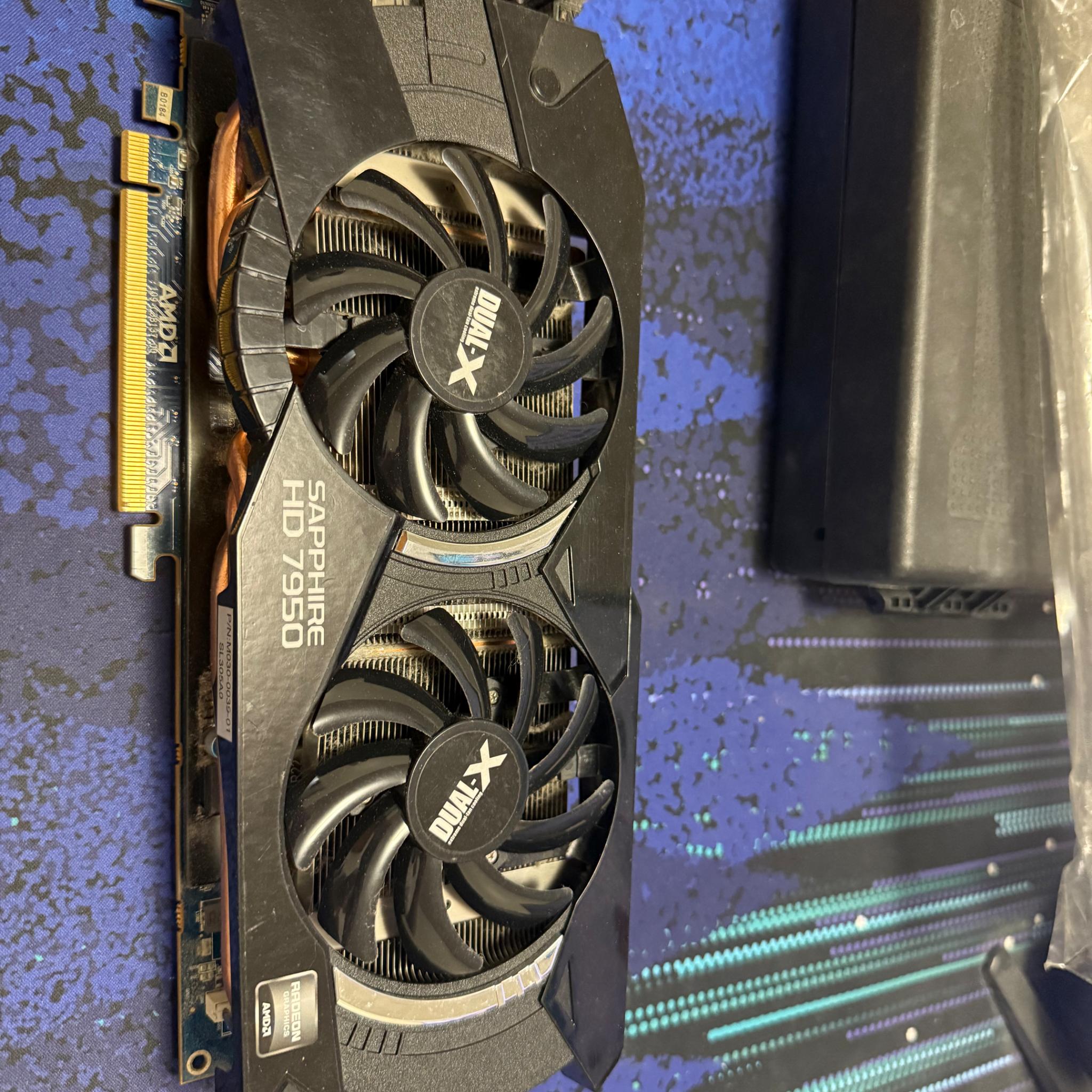 AMD Radeon Sapphire HD 7950 3G GDDR5