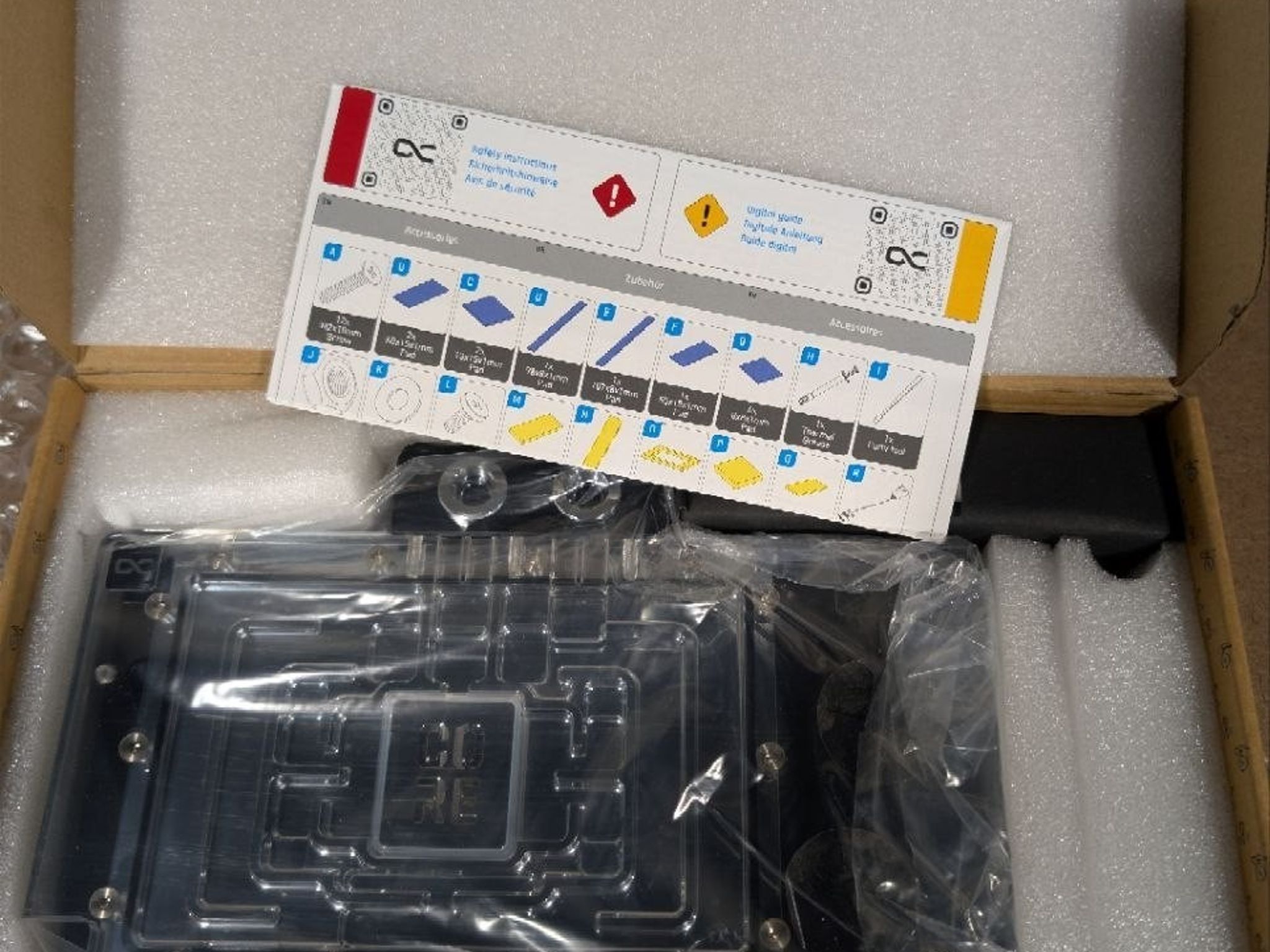 Alphacool Core Geforce RTX 5090 ROG Astral Waterblock with Backplate (10270)