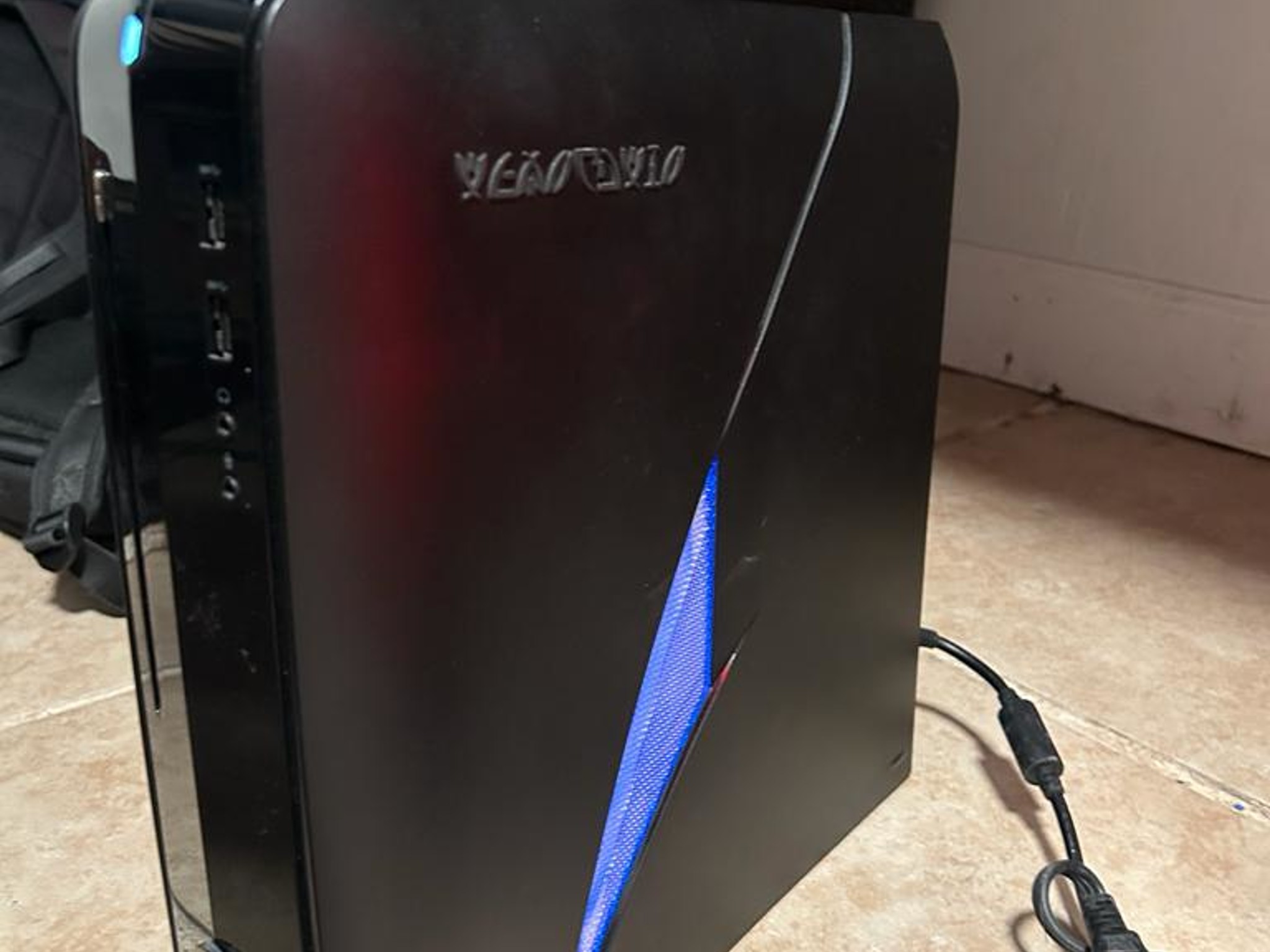 Alienware X51 R3 Intel Core i3-6100 X2 3.7GHz 8GB 1TB Win10,Black