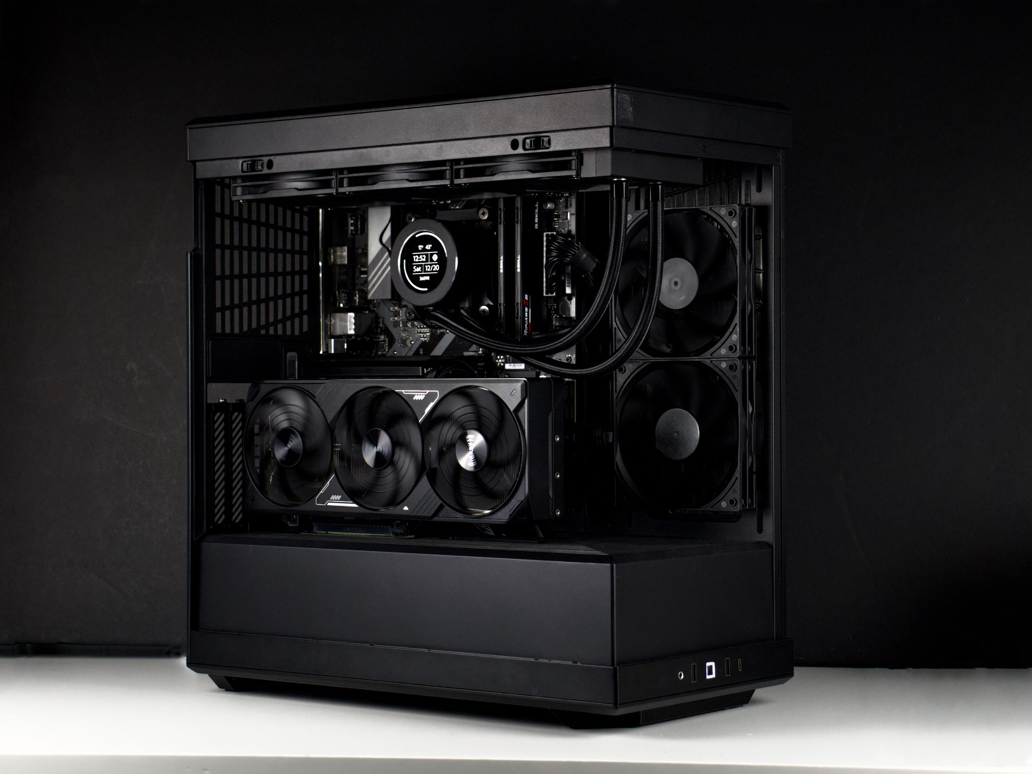 ⚫⚡🗡️Nightfall - Blackout 4K/1440P Gaming PC | RTX 5070 TI, Ryzen 7 9700X, 32GB RAM, 2TB SSD | LCD⚡