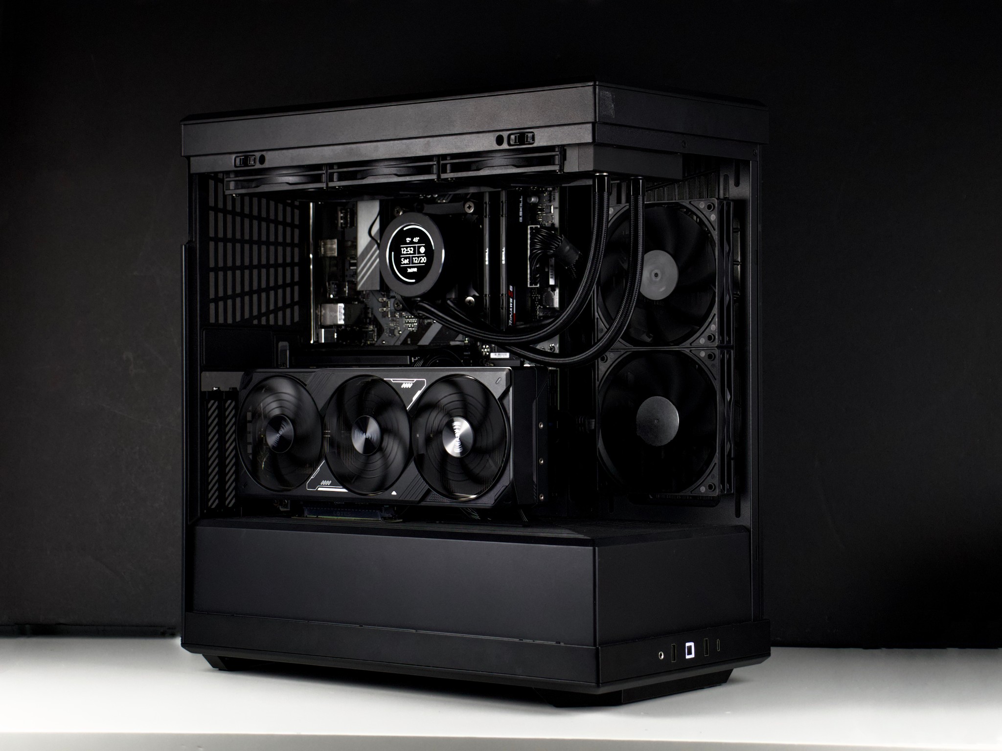 ⚫⚡🗡️Nightfall - Blackout 4K/1440P Gaming PC | RTX 5070 TI, Ryzen 7 9700X, 32GB RAM, 2TB SSD | LCD⚡