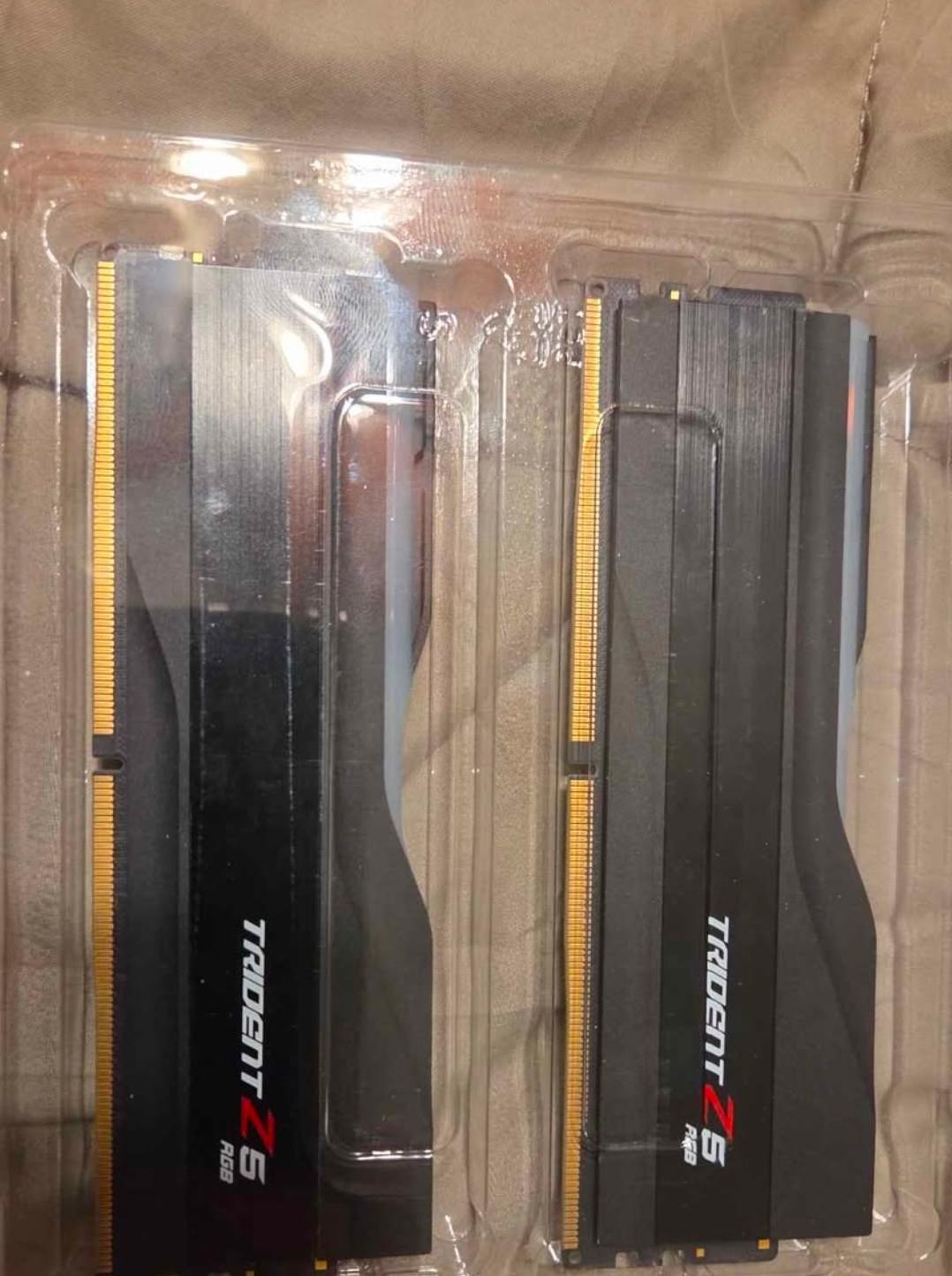 Trident Z5 RGB DDR5-5600 CL36-36-36-89 1.20V 32GB (2x16GB)