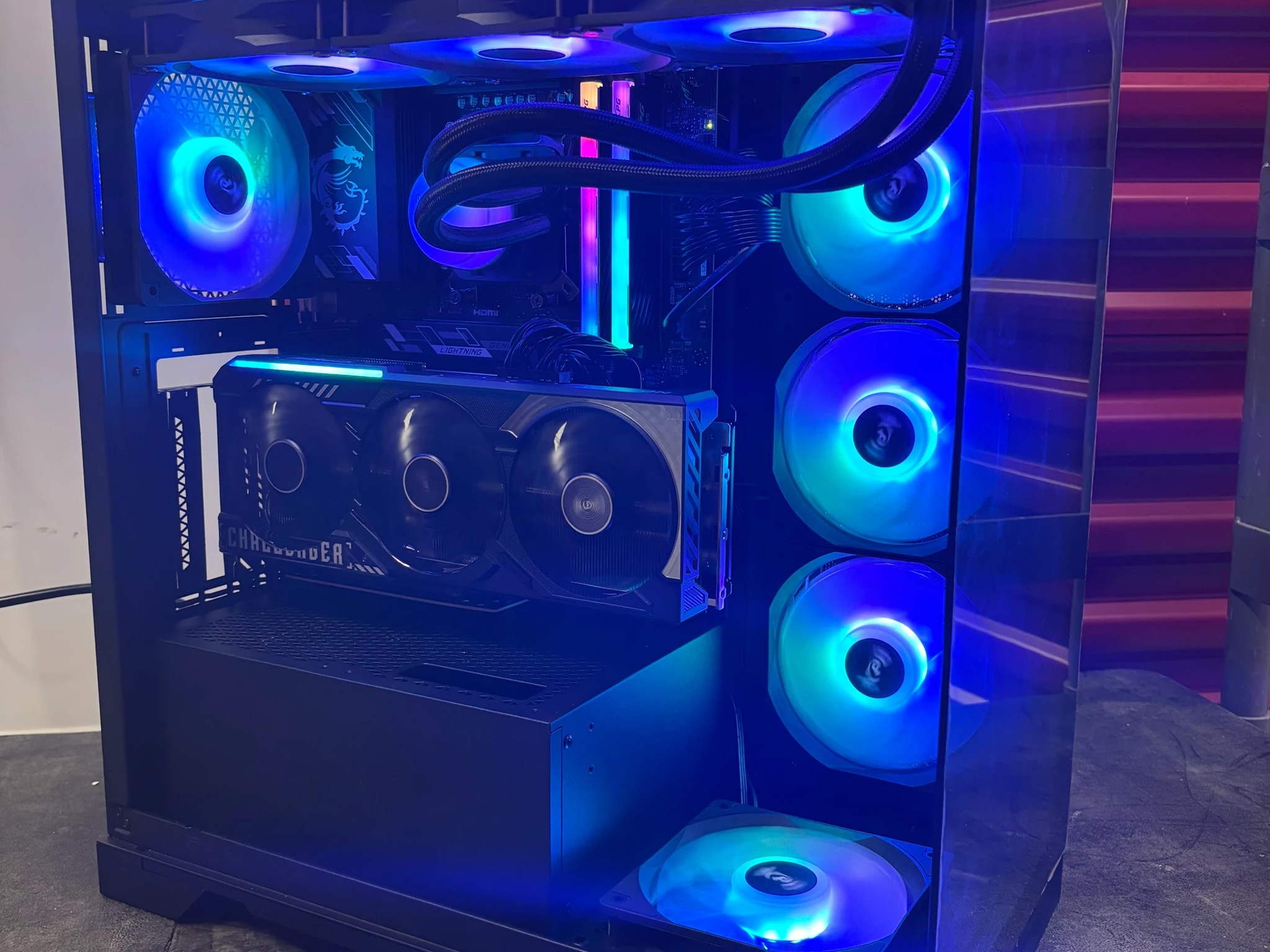 7800x3d 9070xt 32gb ddr5 2tb build
