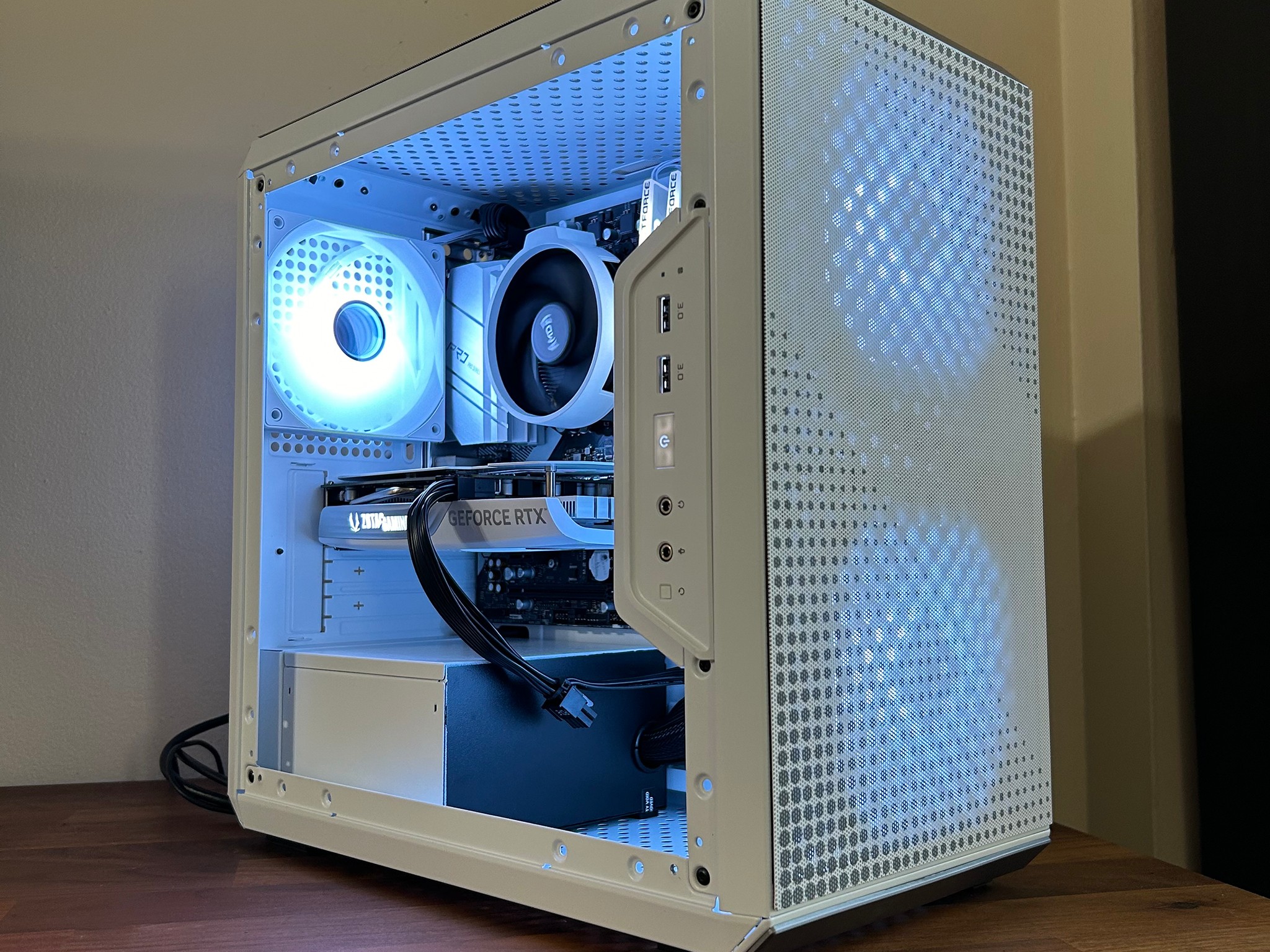 **SALE** RTX 4060 | Ryzen 5 5500 | 1TB SSD | WI-FI | The Trooper