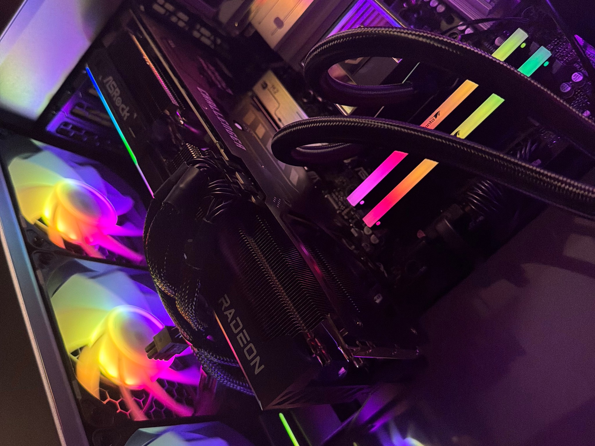 CyberPowerPC Gaming PC AMD Ryzen 7 7800X3D RX 9070 XT 32GB DDR5 2TB SSD