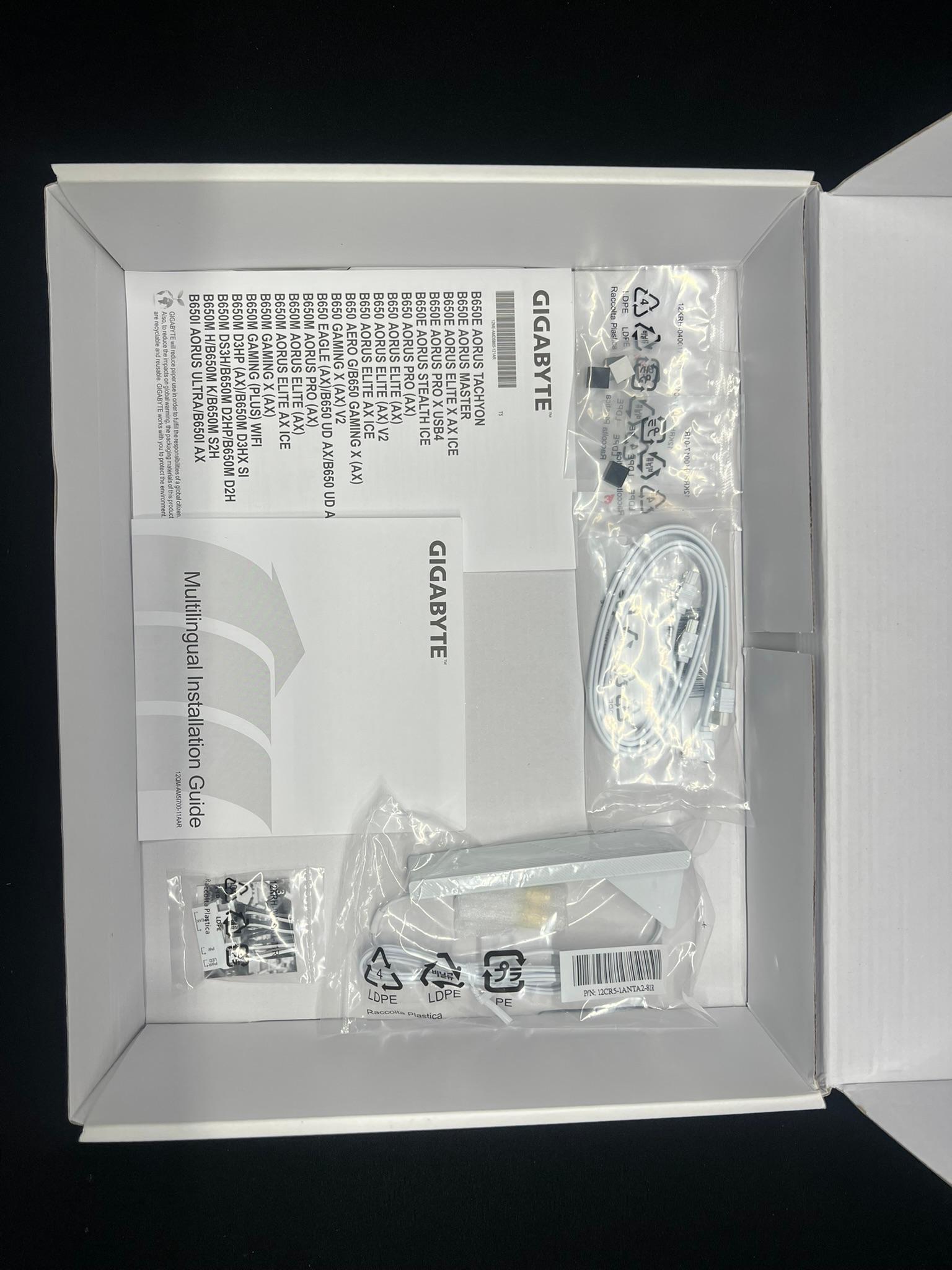 GIGABYTE B650 AORUS Elite AX ICE – ATX AM5 Motherboard