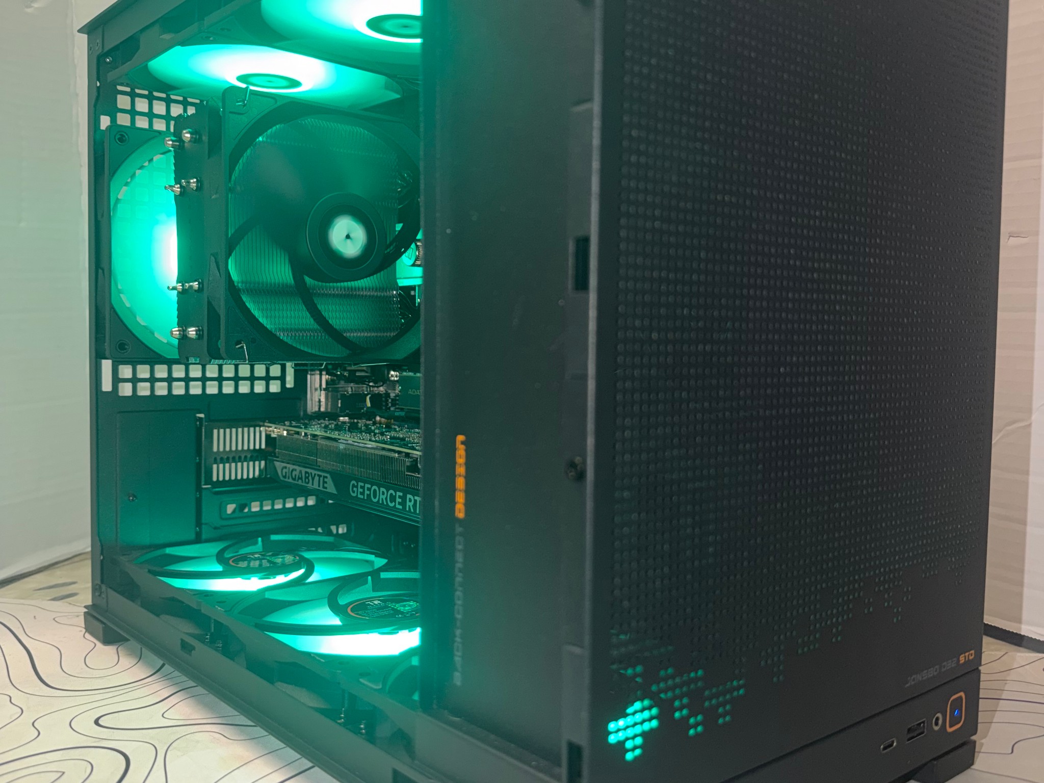 Beast / Ryzen 7600 / RTX 5060 / 32GB DDR5 / 2TB NVMe