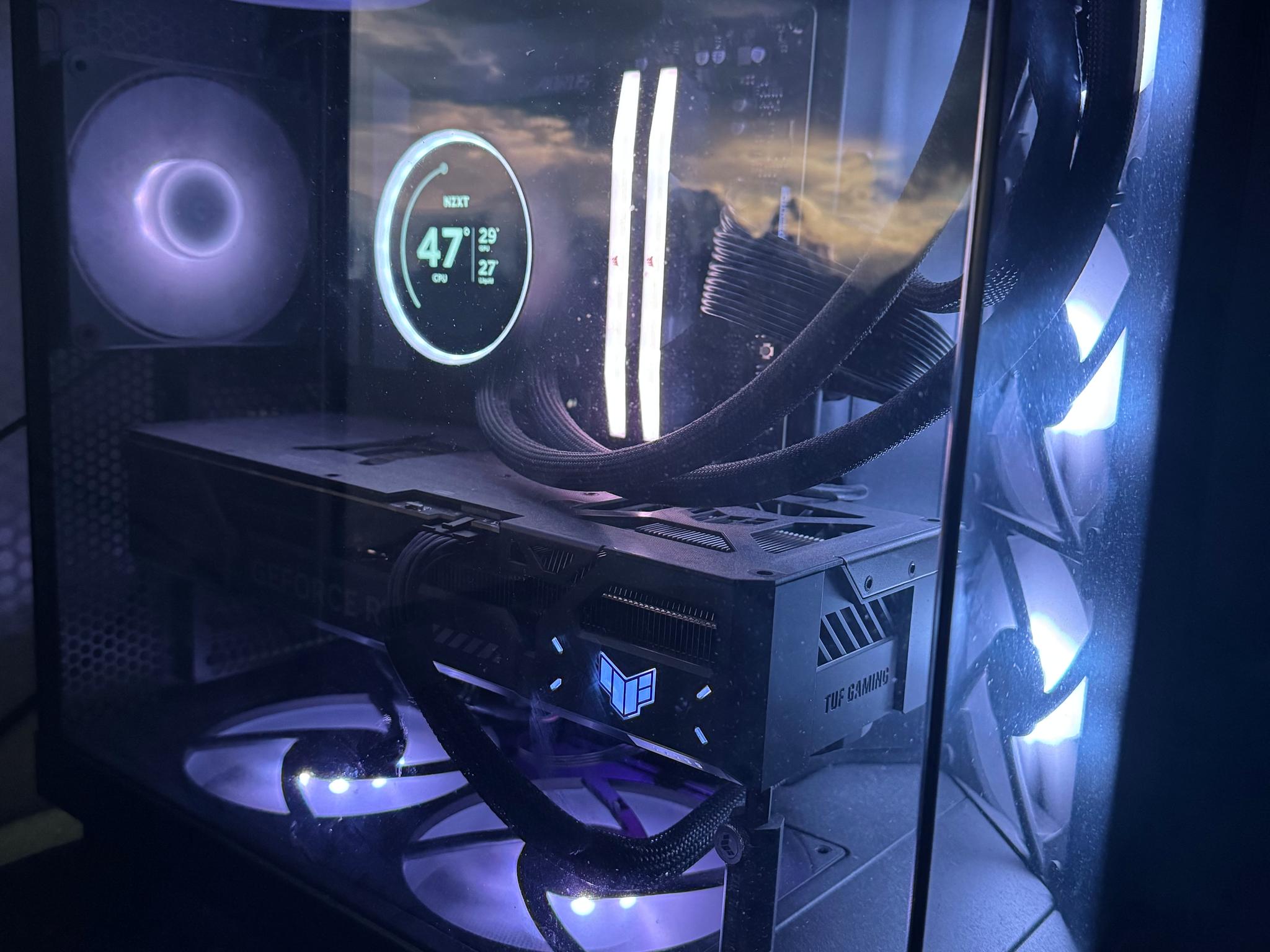 High-End Gaming PC- RTX 5070 Ti + RYZEN 7 9800X3D | Ready for 1440p/4k Gaming!