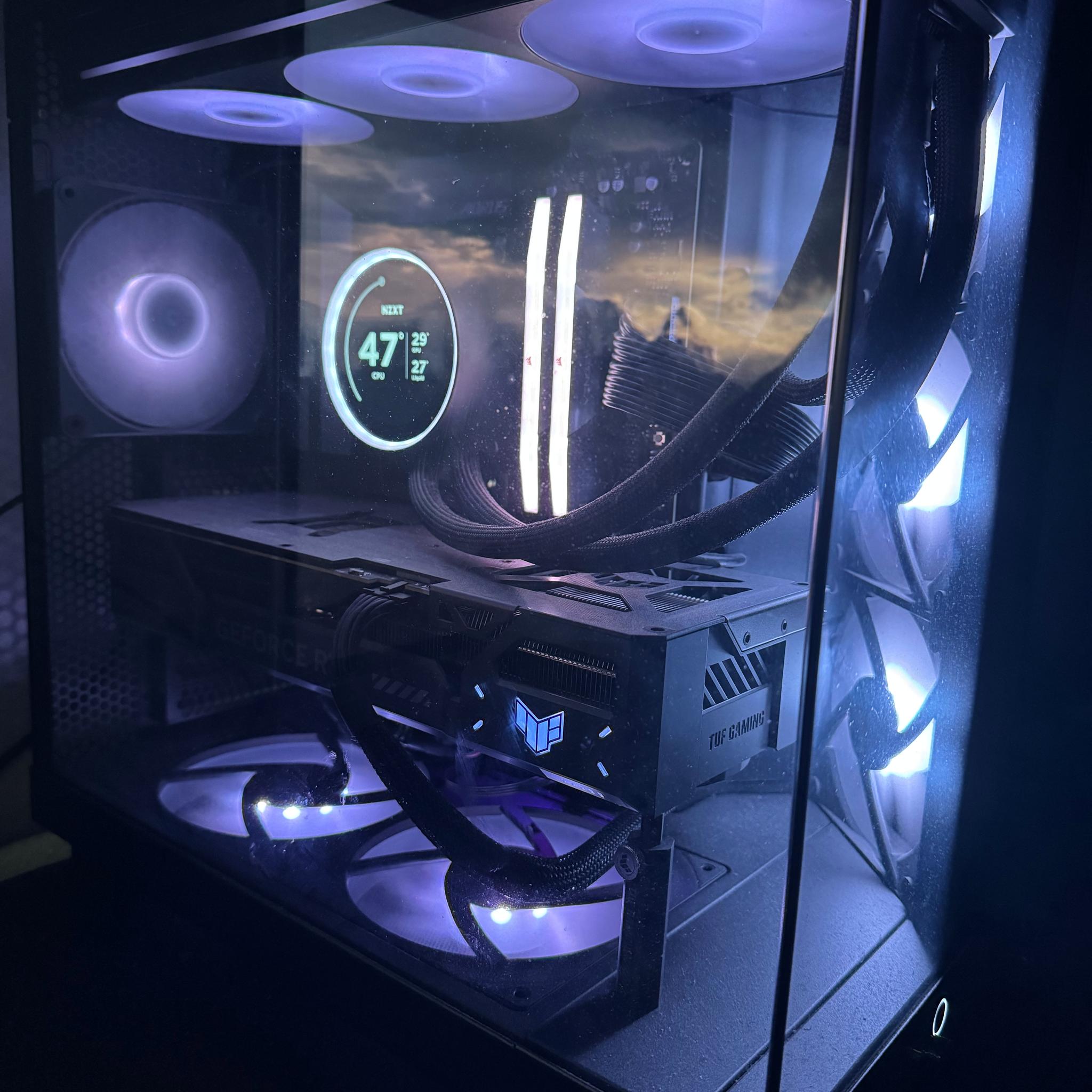 High-End Gaming PC- RTX 5070 Ti + RYZEN 7 9800X3D | Ready for 1440p/4k Gaming!