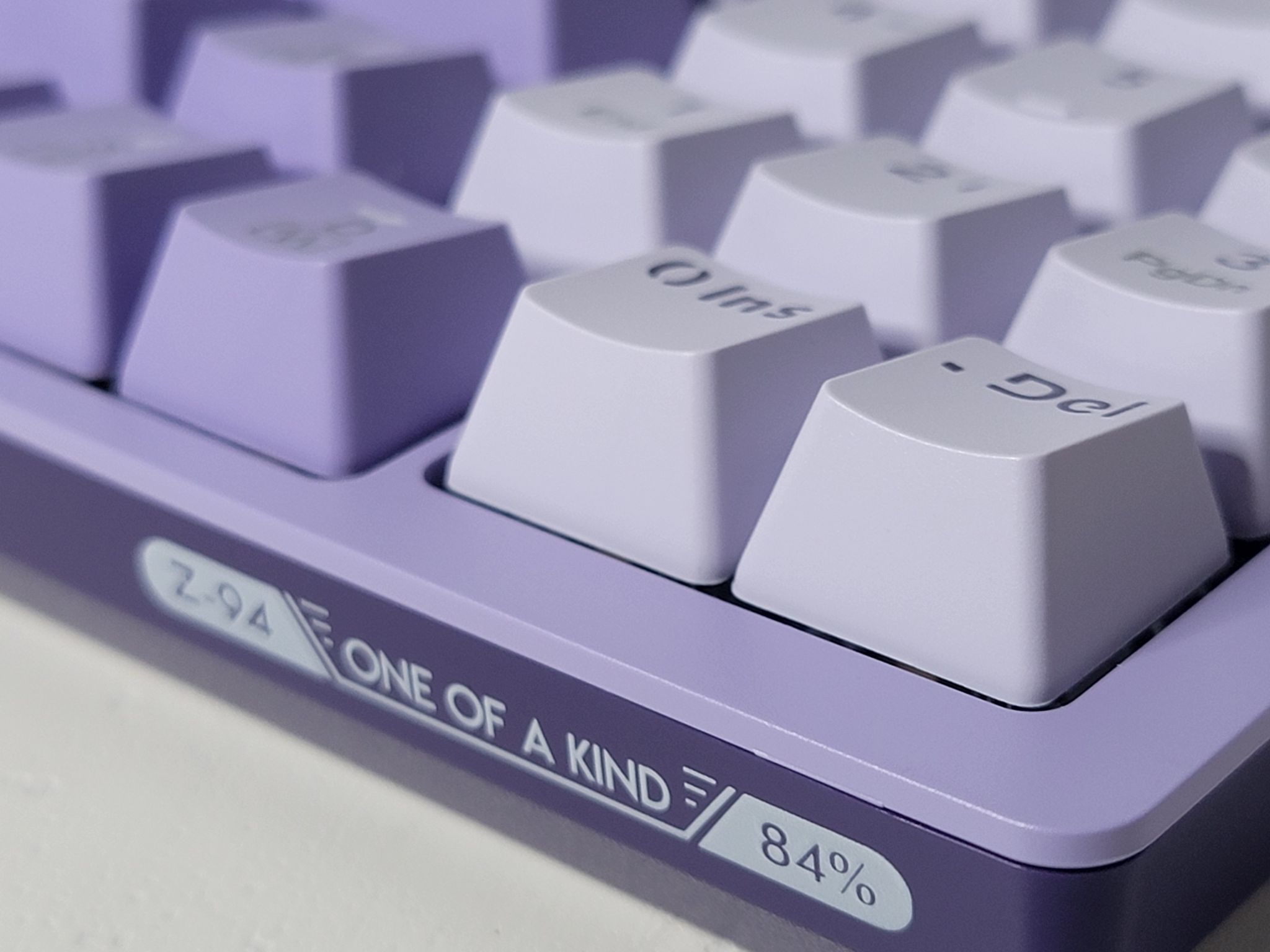 E-YOOSO Z-94 Mechanical Keyboard | 84% Layout | Blue Switches | Purple/White | New in Box