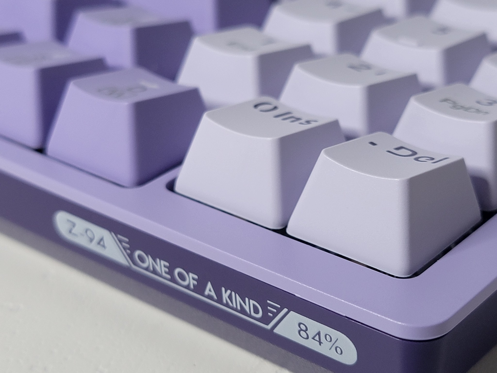 E-YOOSO Z-94 Mechanical Keyboard | 84% Layout | Blue Switches | Purple/White | New in Box