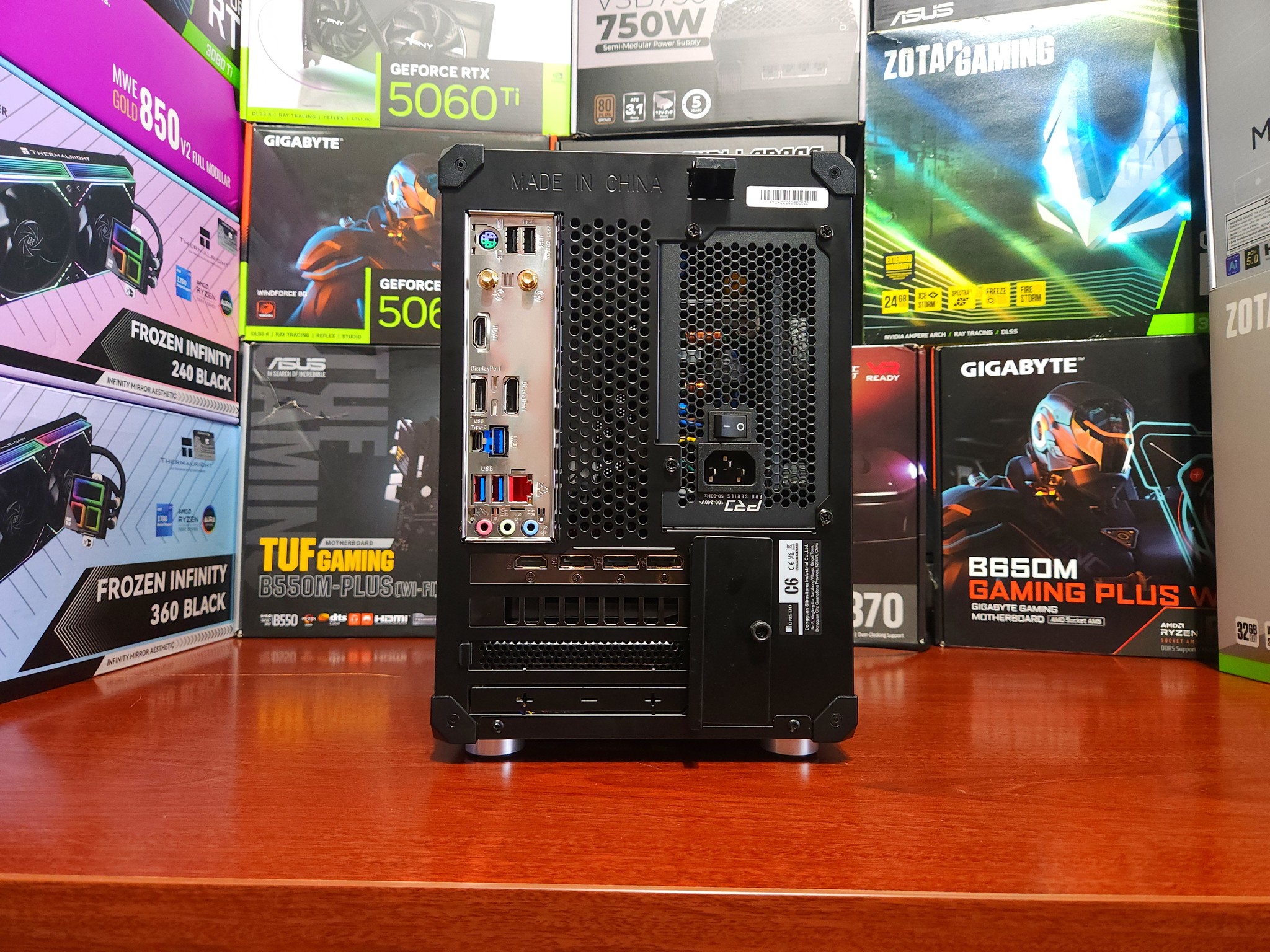 RTX 5060 8GB| Intel i5-14400F |32GB DDR4 RAM 3200MTs | 1 TB NVME | 650W GOLD | WIFI & BT