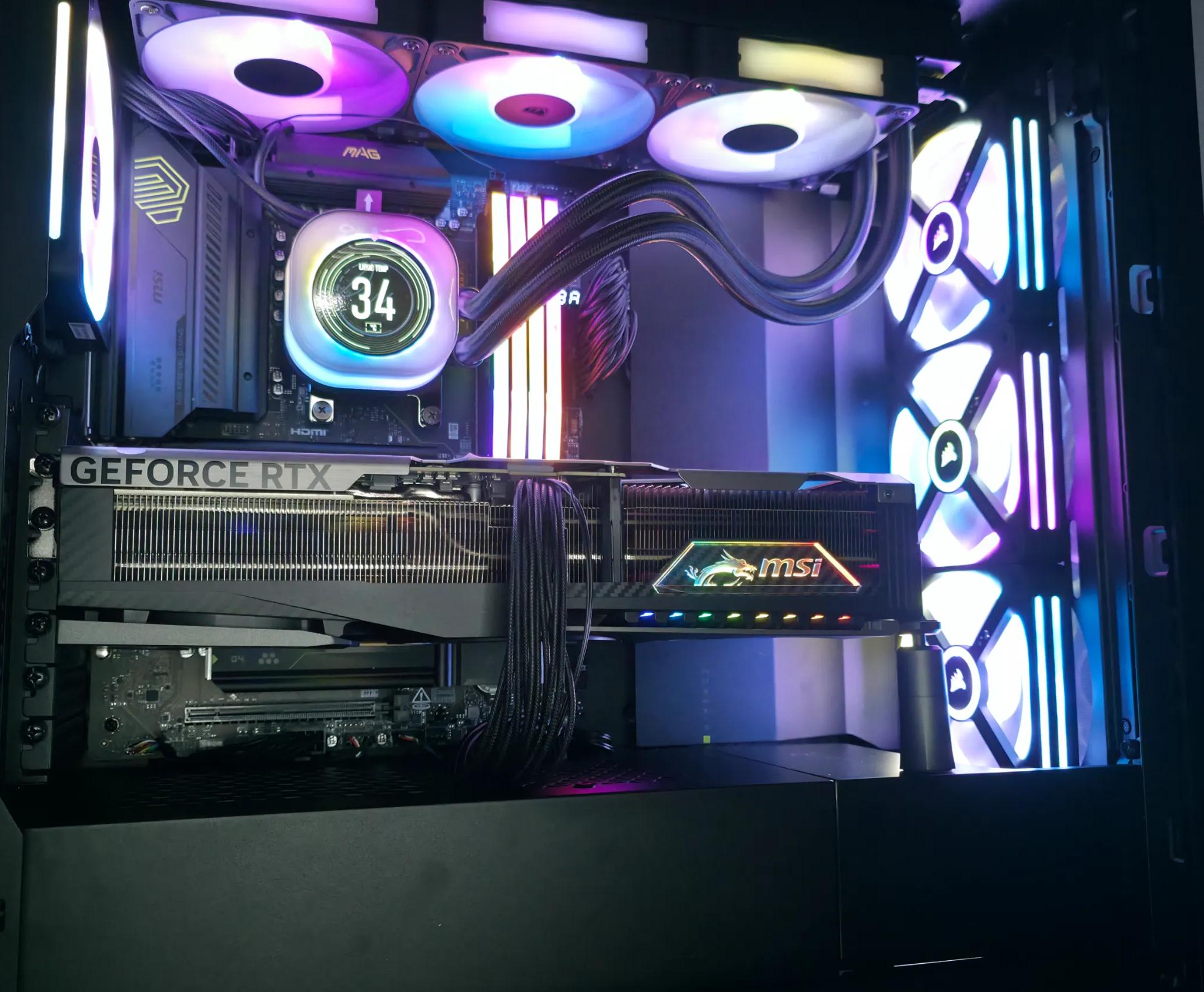 NEW Ultra High End Gaming PC 5090 & 9800X3D