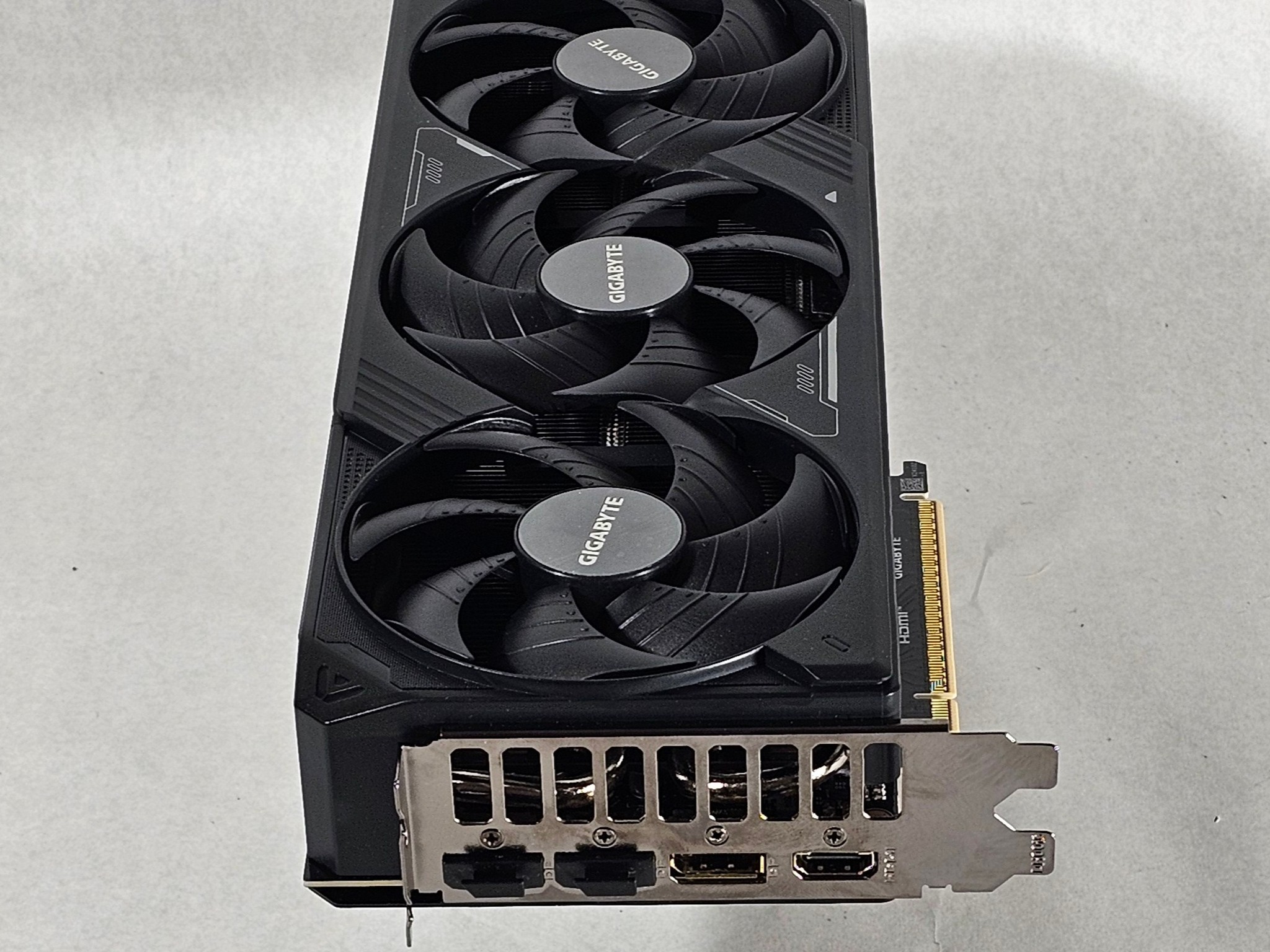 RTX 5080 Gigabyte 16GB