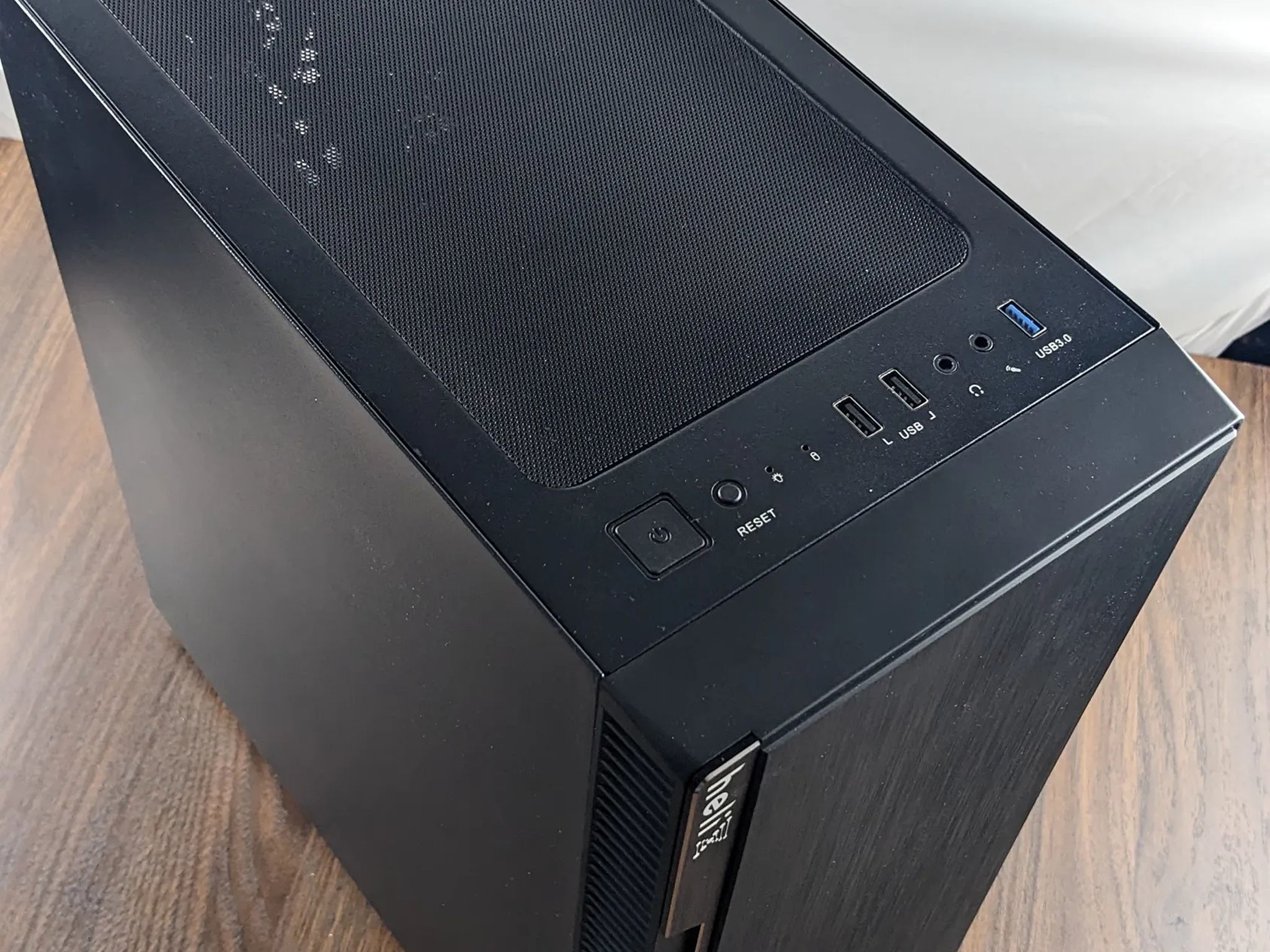 GamerSxin Custom 1440p, RX 5600XT, i5-6500, 8GB DDR4, 1TB SSD
