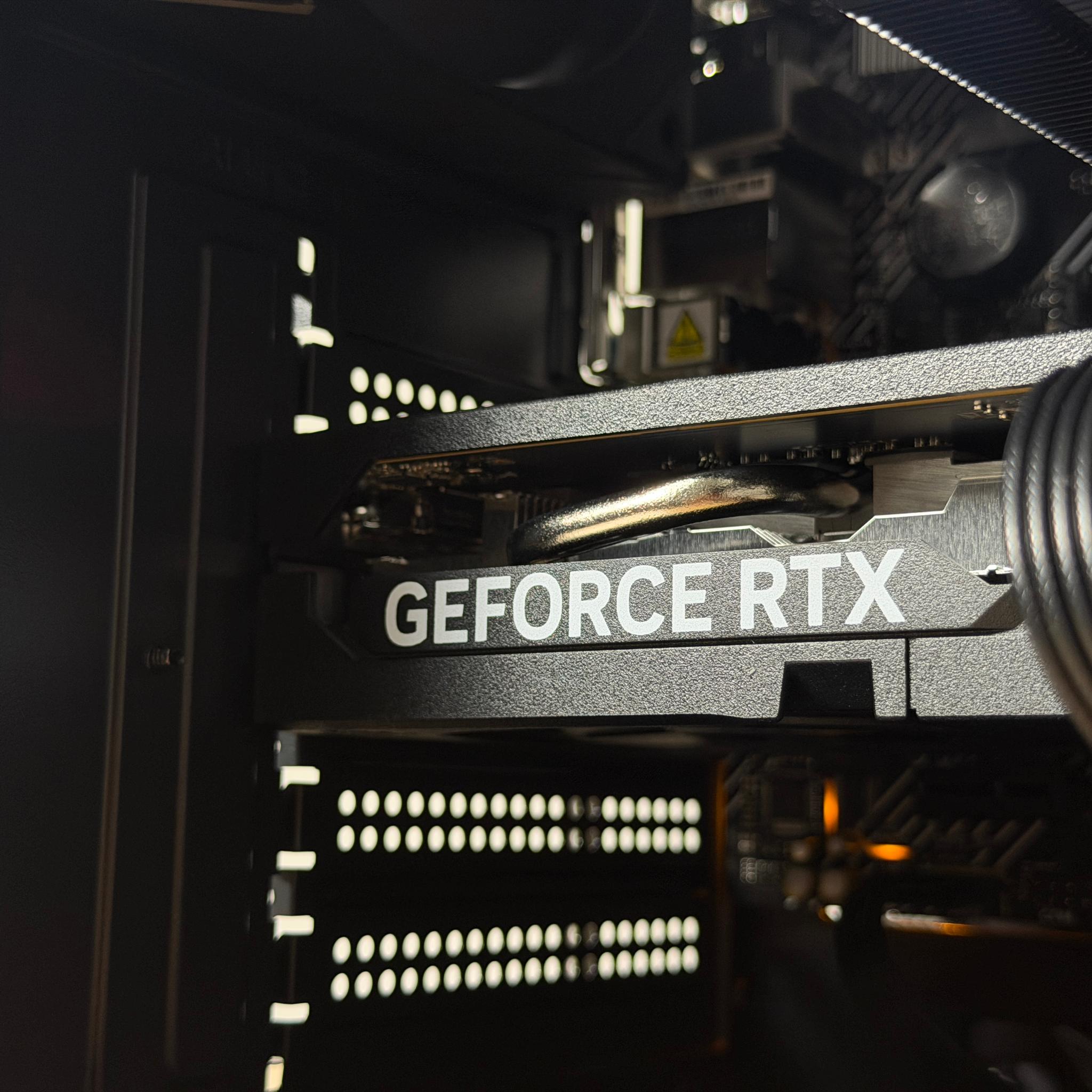 ♠️ Black Gaming PC ♠️ RTX 5050 ( = 4060) | Ryzen 5 5500 | 16gb RGB RAM | 1TB SSD - WiFi, BlueTooth