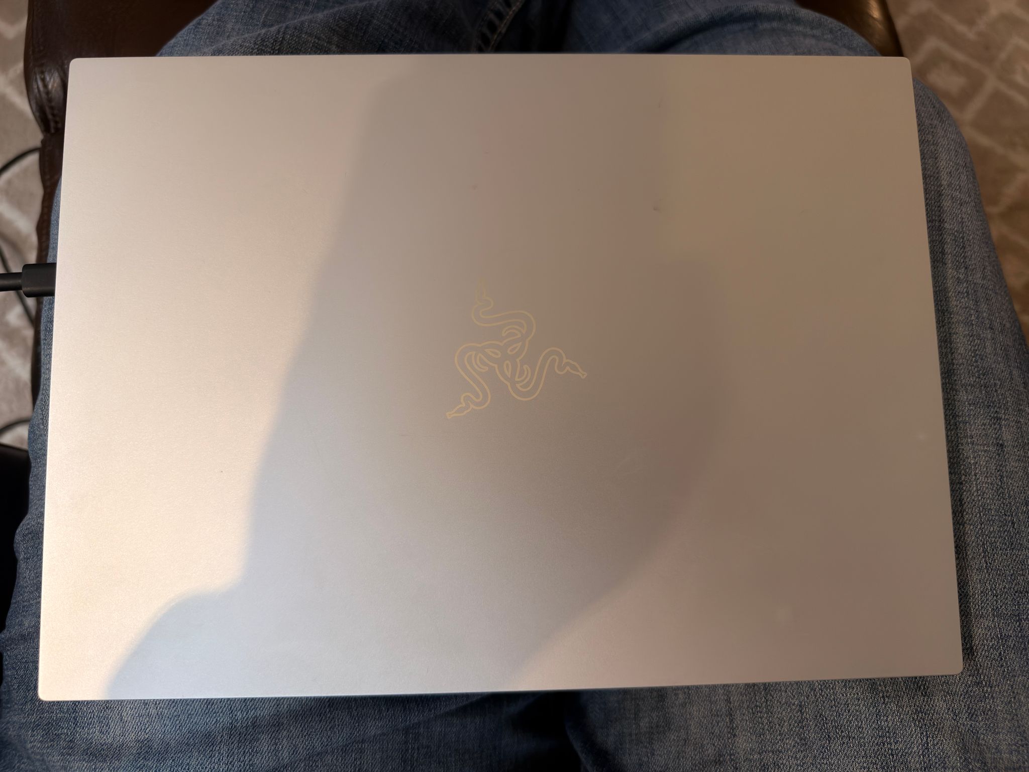 Razer Blade 14 2025 Silver - Ryzen AI 9 365 RTX 5070 8gb