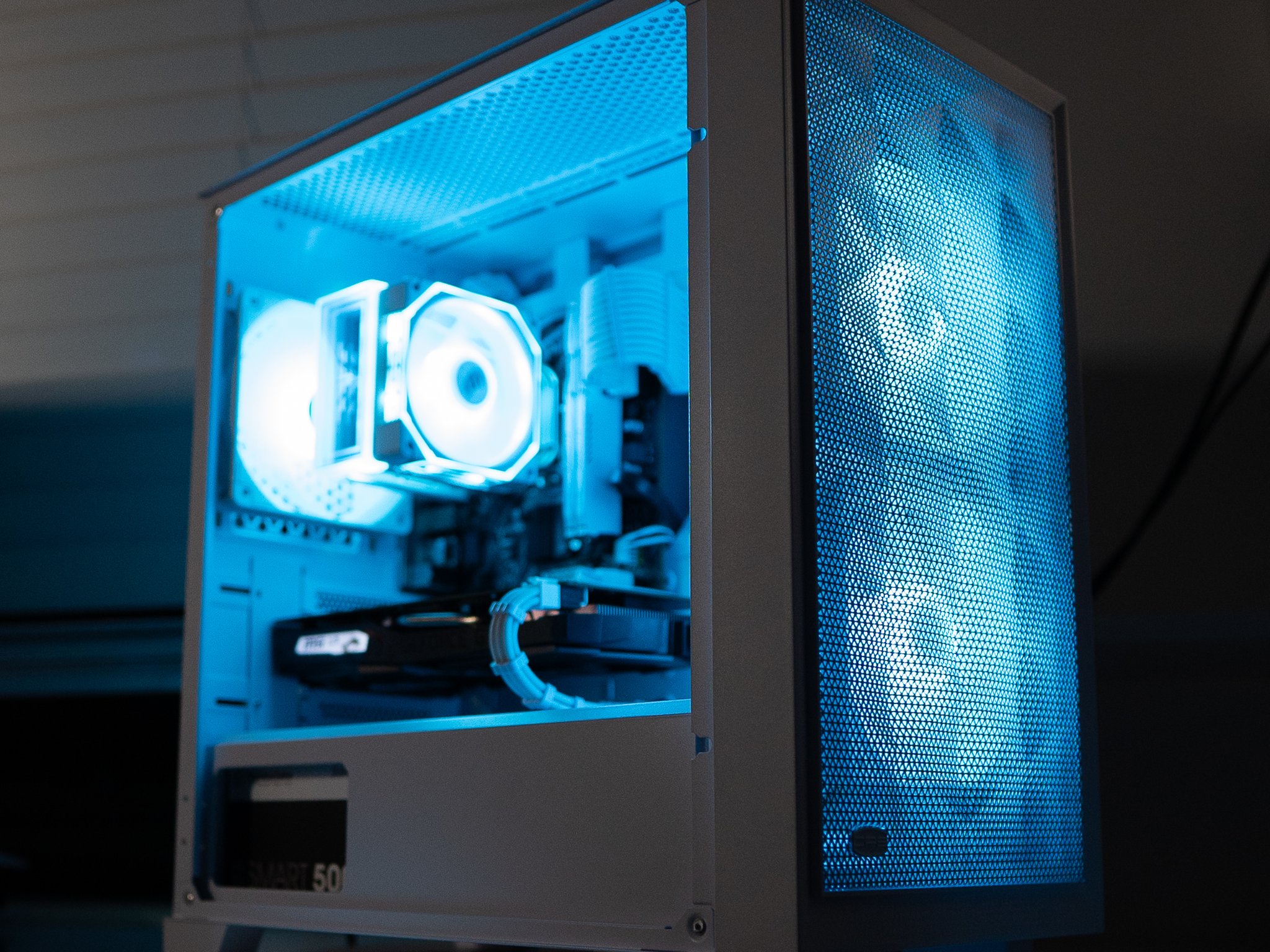 ❄️🌨 | GTX 1650 | INTEL i5 3470 | 16GB DDR3 RAM | 256GB NVME + 1TB HDD | Arctic Freeze 4.0