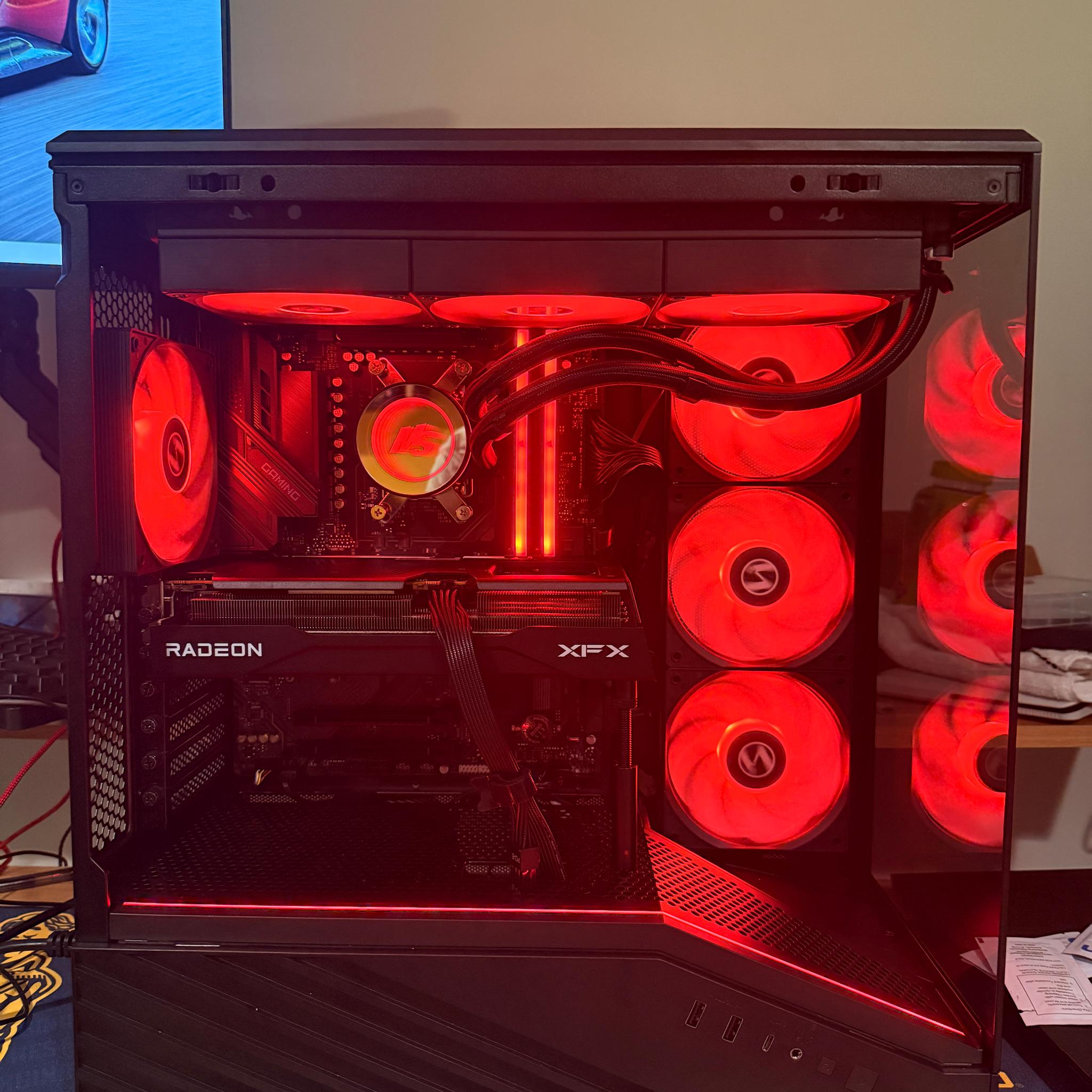 Custom Gaming PC, AMD ryzen 7 7800x3d, 9060xt 16gb, gen5 1tb nvme, 32gb ddr5 6000