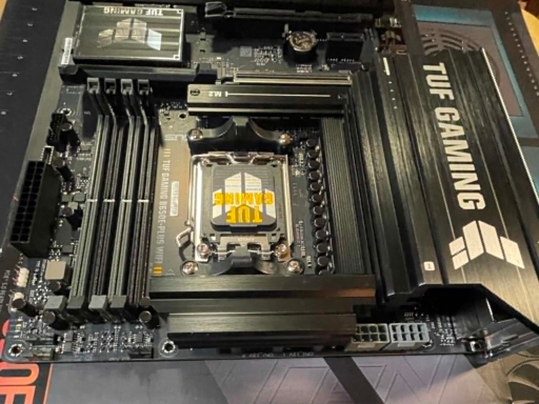 Asus B650E-PLUS WiFi motherboard, new open box , fully tested
