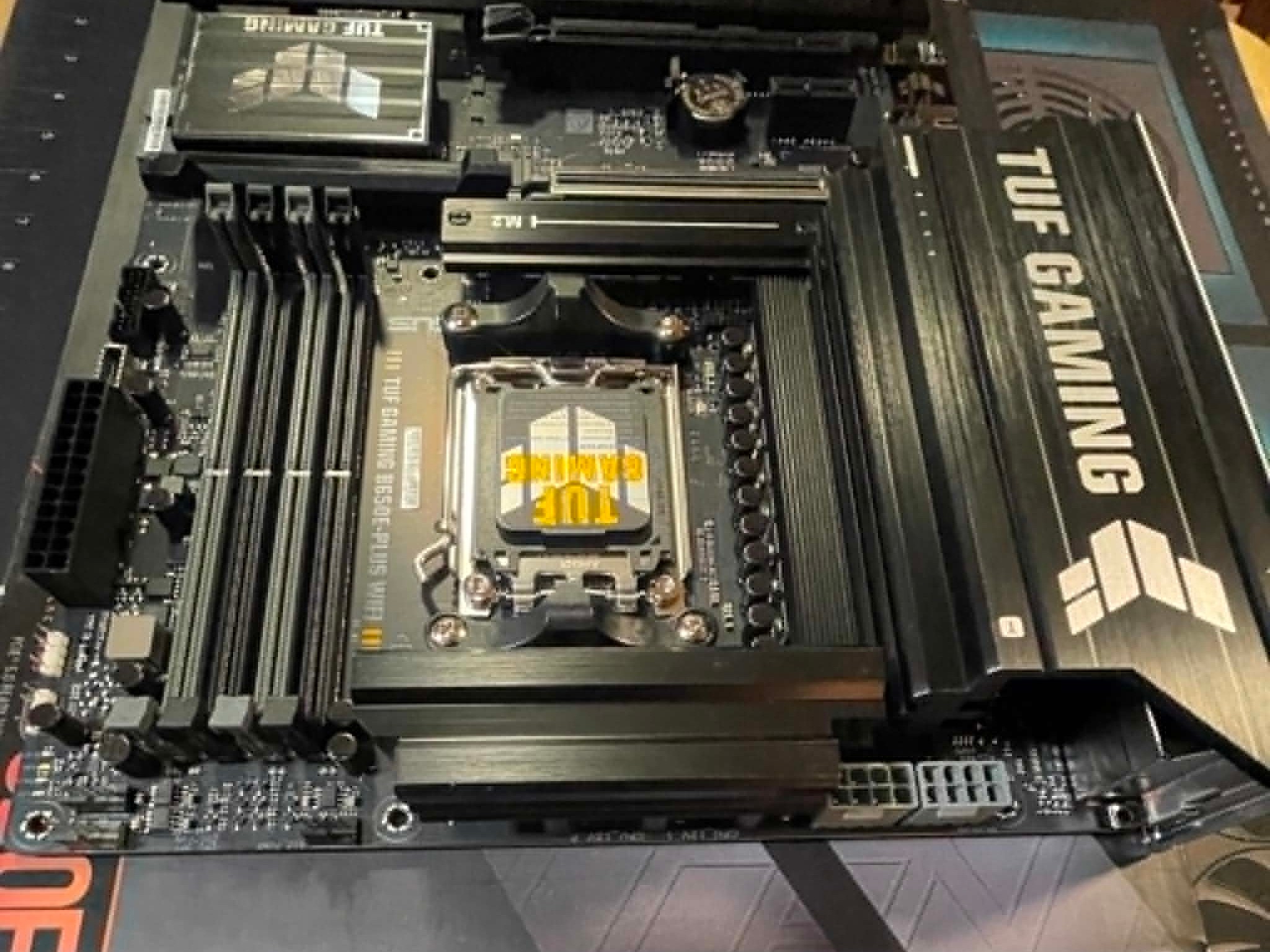 Asus B650E-PLUS WiFi motherboard, new open box , fully tested