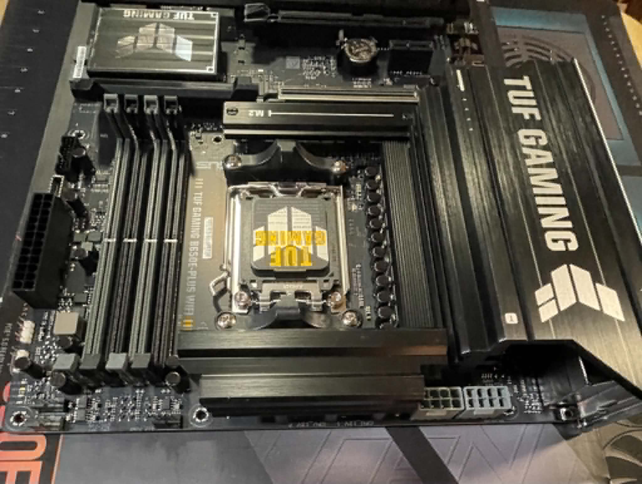 Asus B650E-PLUS WiFi motherboard, new open box , fully tested
