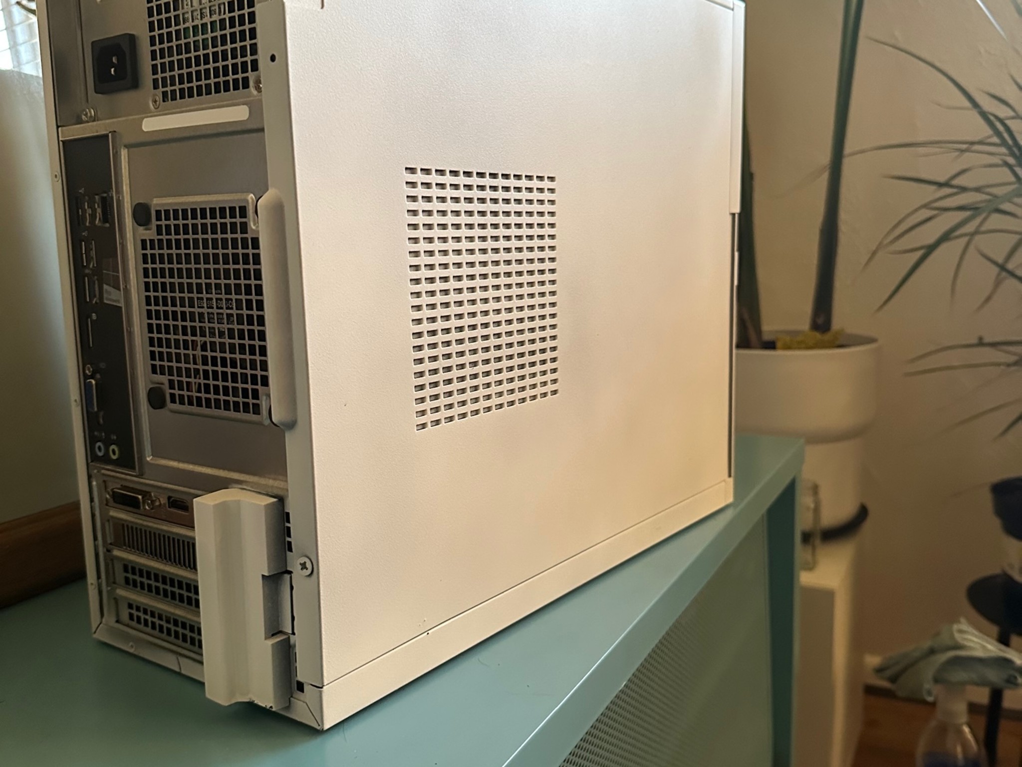 Custom White rx560 & i5-4690k Optiplex