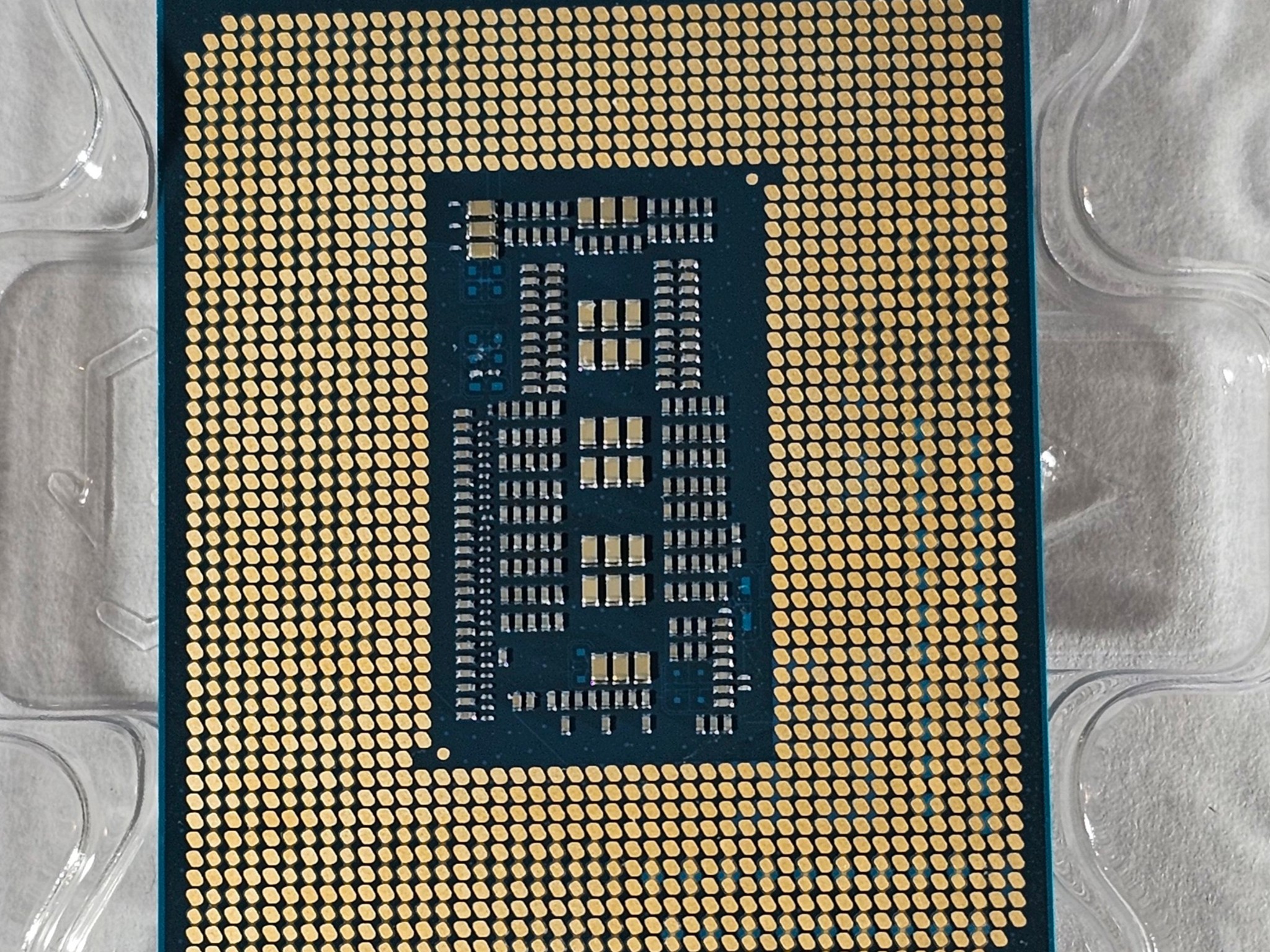 Intel Core i5-14400F LGA1700