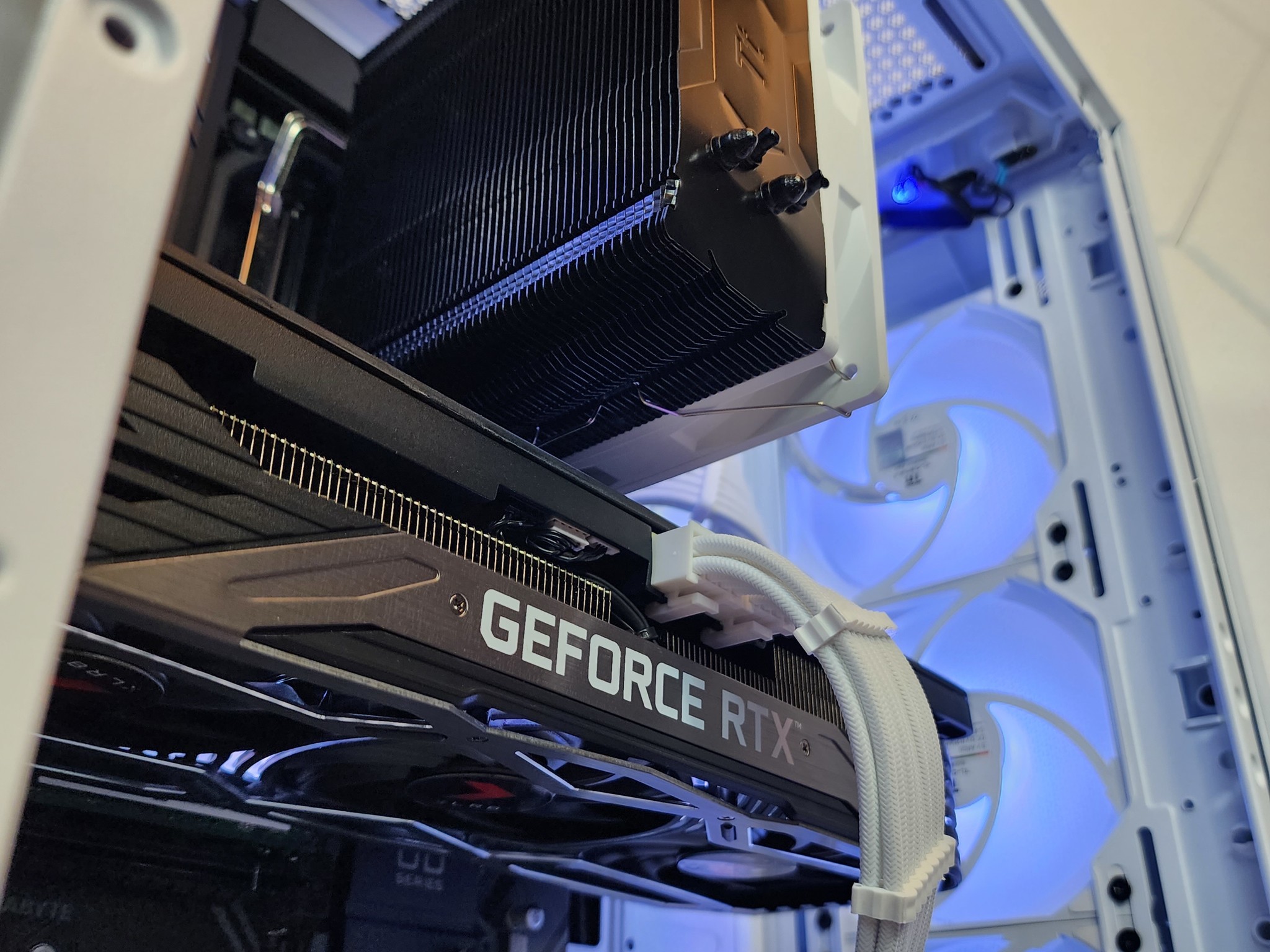 🤍💜RTX 3070 | Core i7 10700F | 32GB 3600MHz | 1TB NVMe SSD