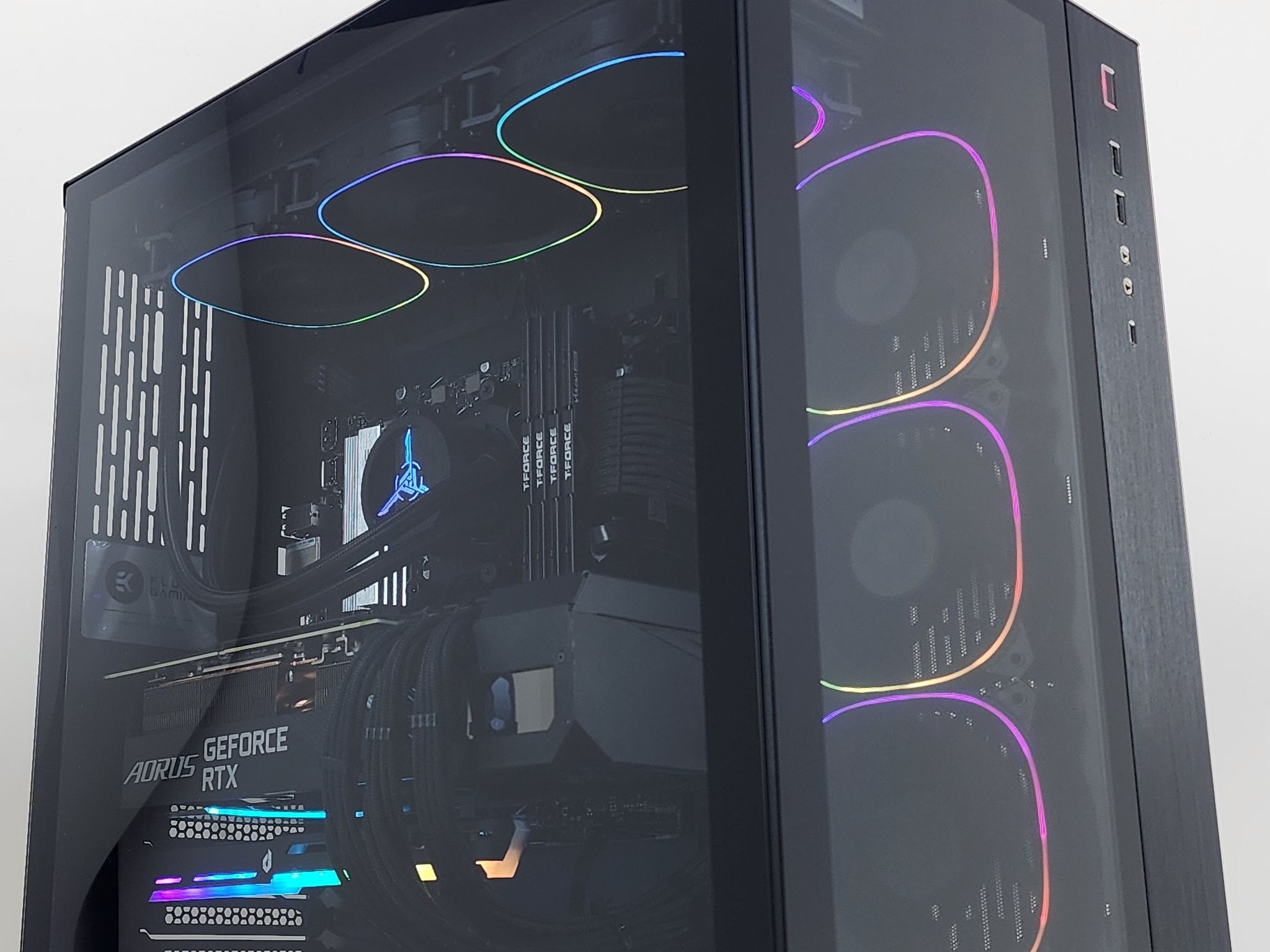 Gaming PC Ryzen 7 7700 32GB RAM 1TB SSD RTX 3080 10GB Windows 11 Computer